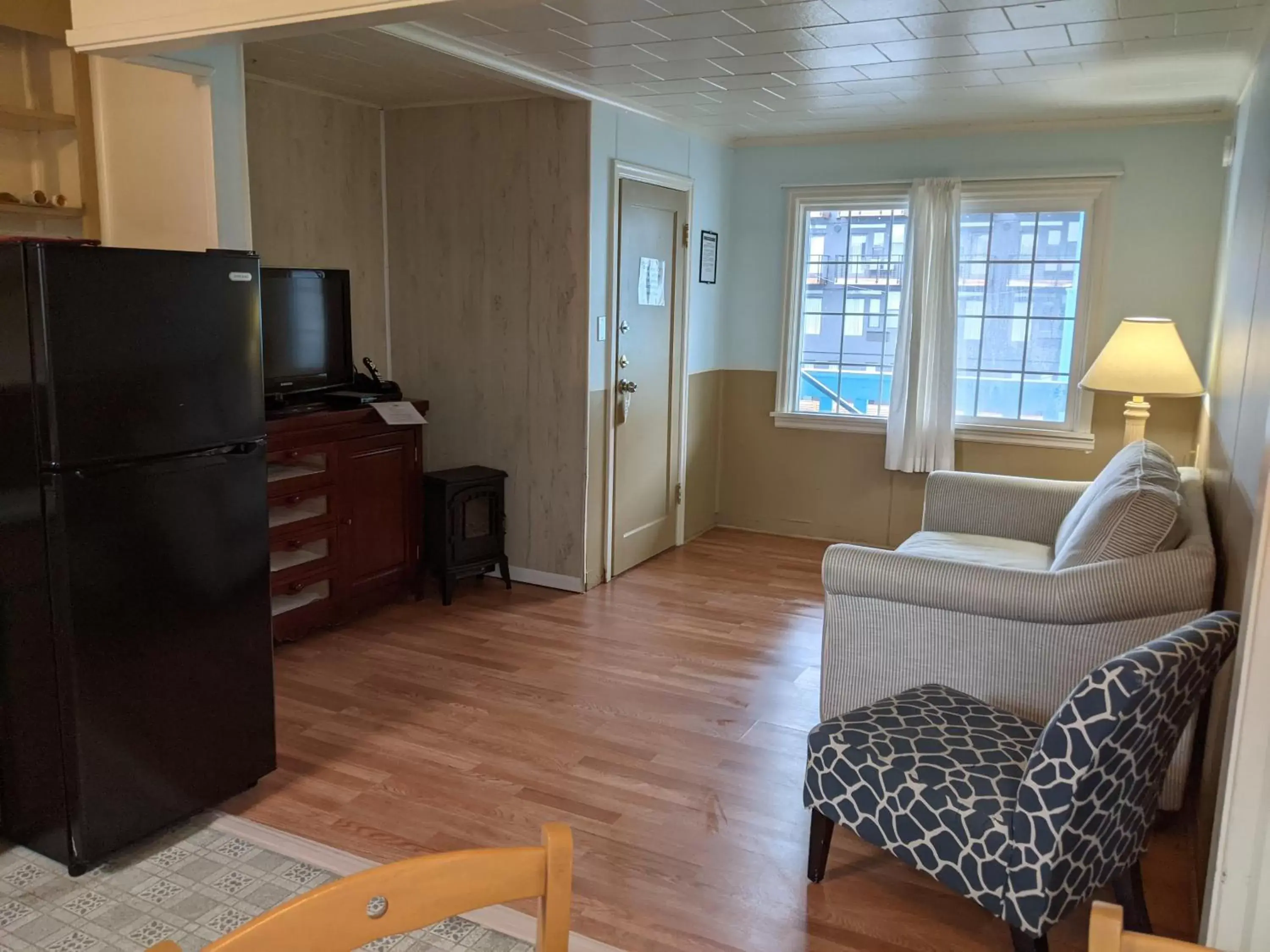 Living room, Seating Area in Hillcrest Inn