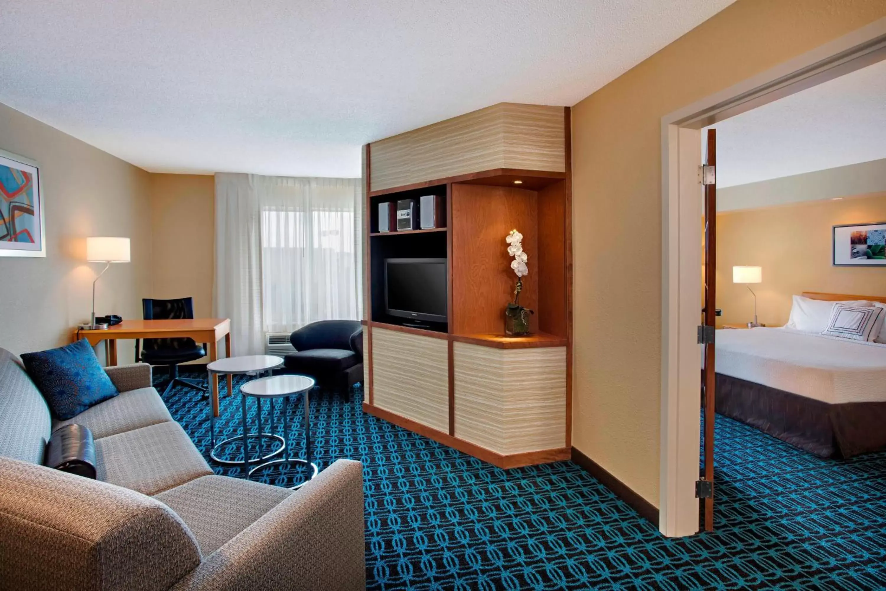 Living room, Seating Area in Fairfield Inn & Suites Merrillville