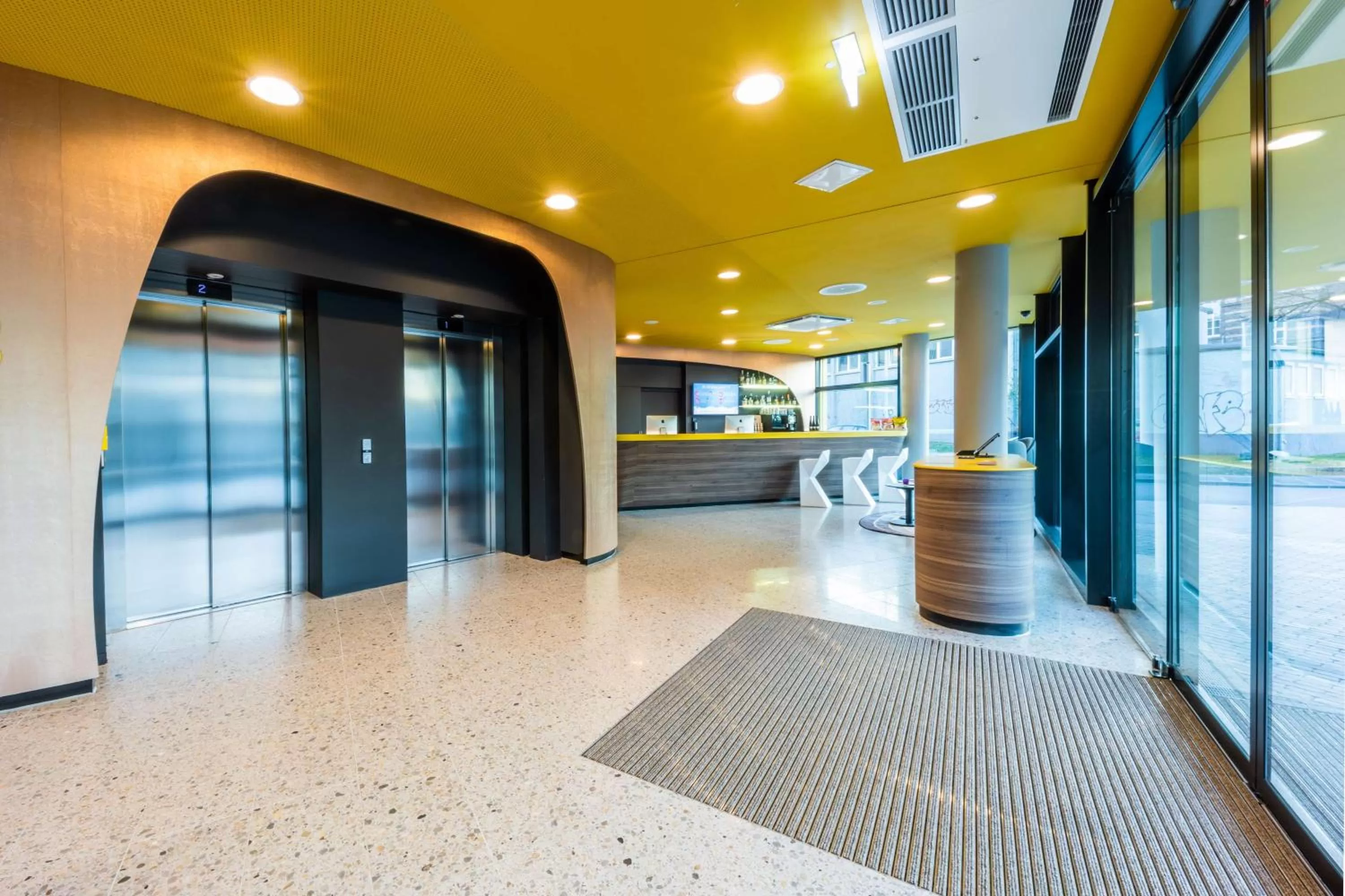 Lobby or reception in Prize by Radisson, Bonn City