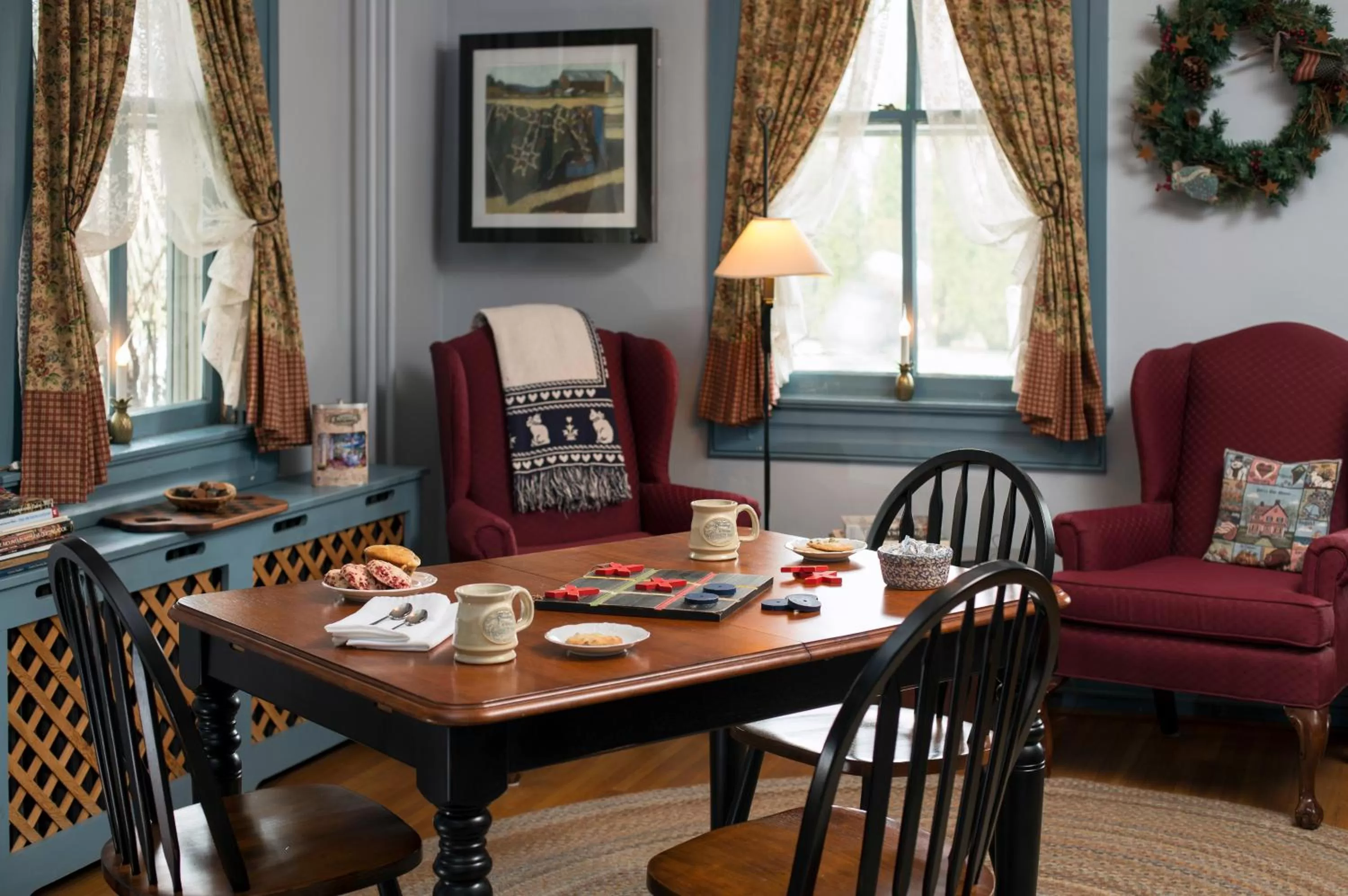 Dining Area in 1825 Inn Bed and Breakfast