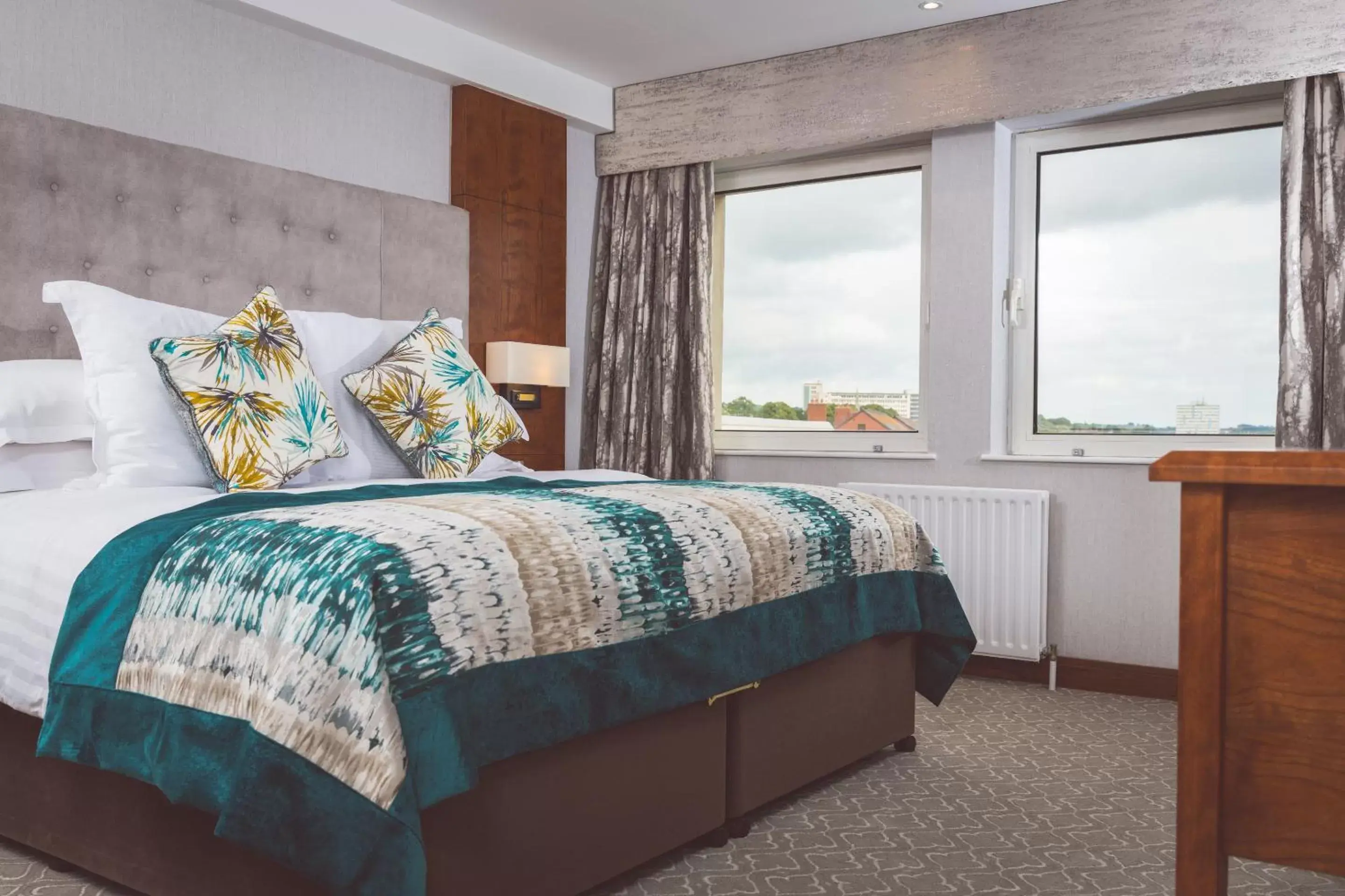Bedroom, Bed in The Stormont Hotel