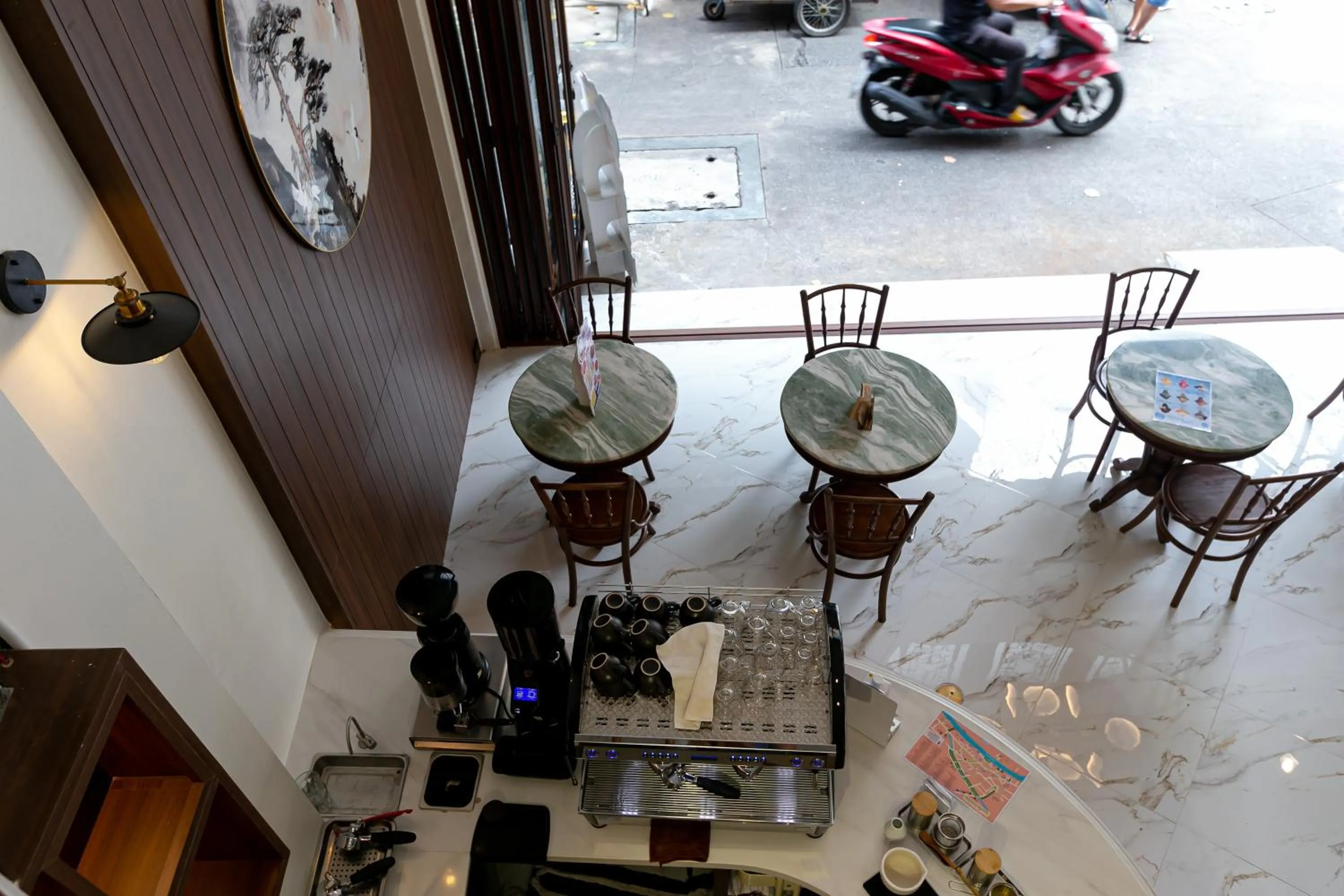 Restaurant/places to eat in Loftel 22 Hostel