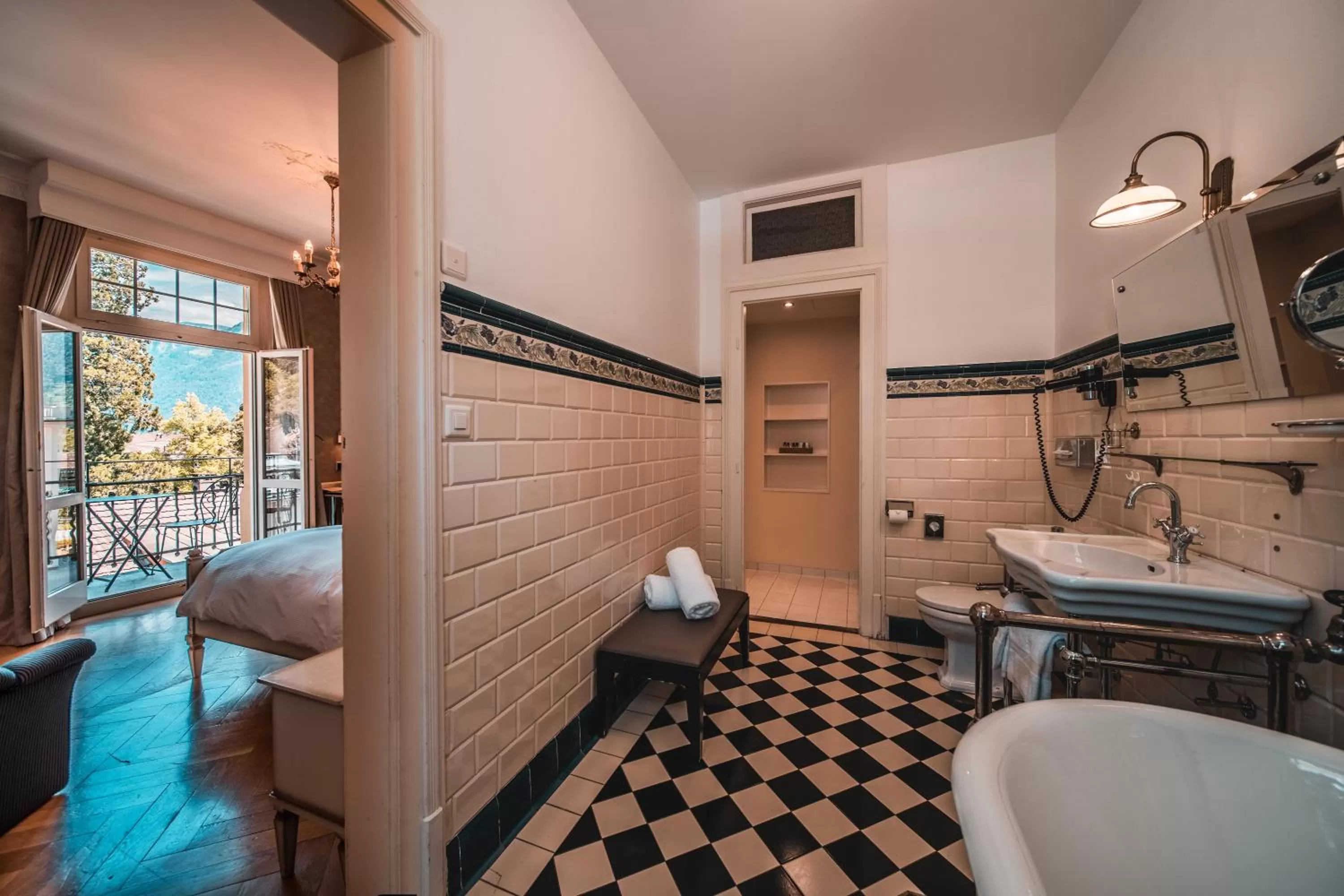 Bathroom in Royal St. Georges Hotel Interlaken - MGallery Collection