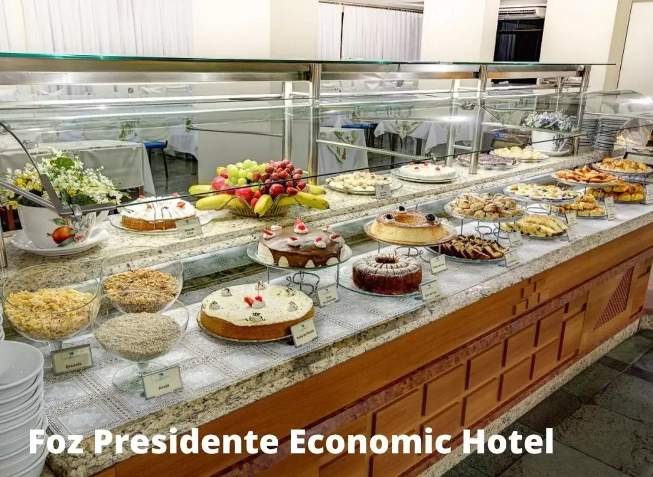 Continental breakfast in Foz Presidente Economic Hotel