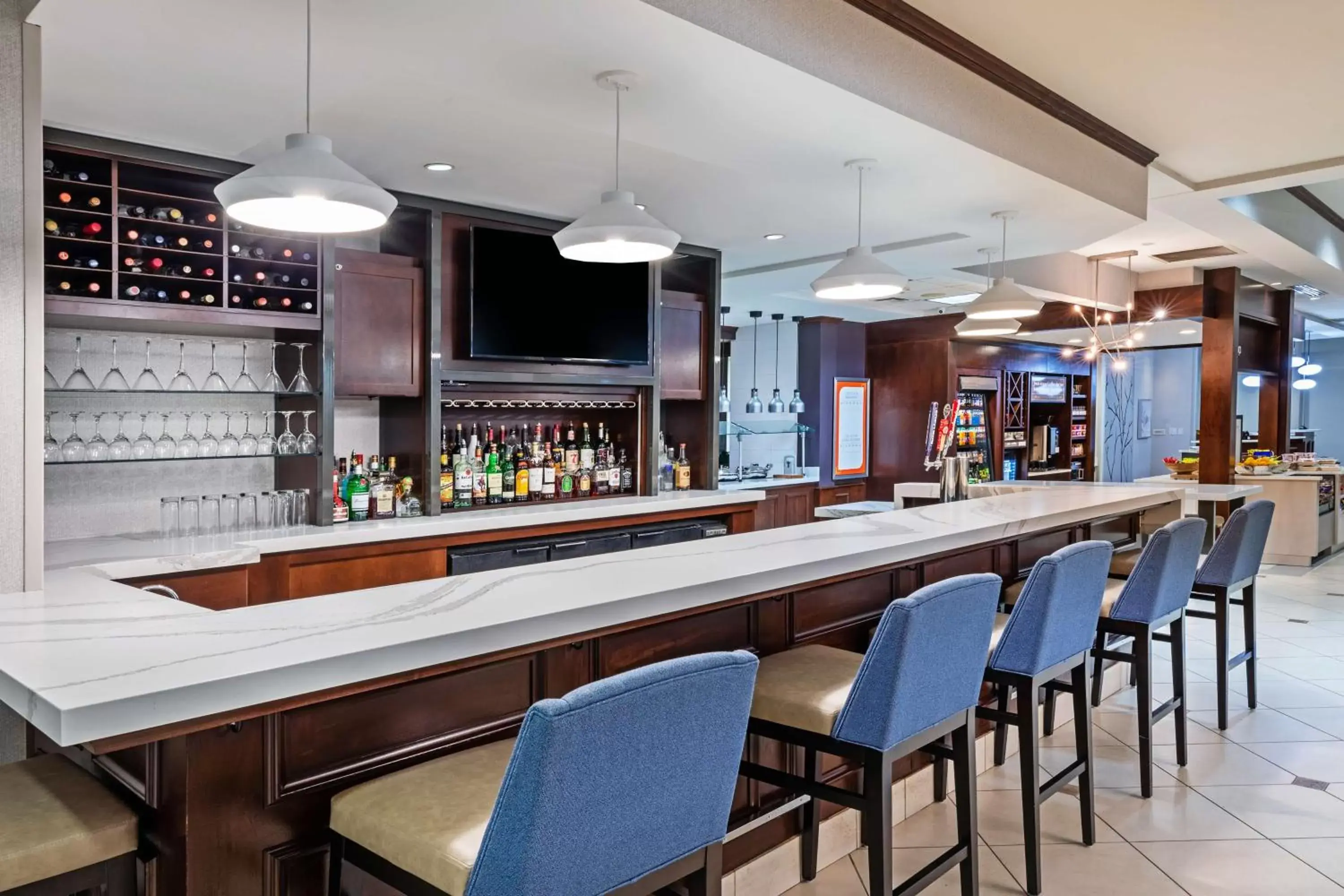 Lounge or bar in Hilton Garden Inn Aiken Lounge or bar in Hilton Garden Inn Aiken