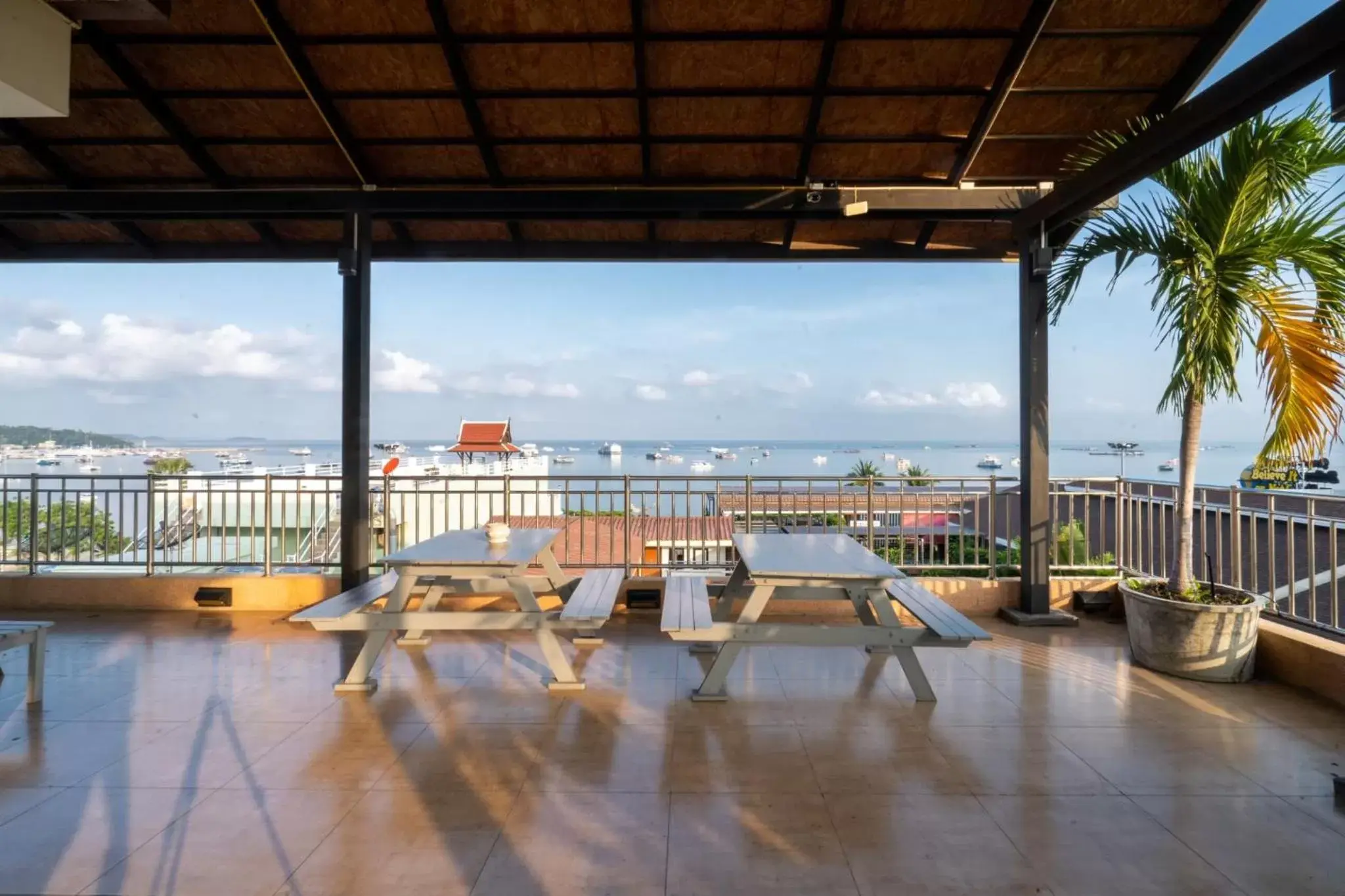 Property building in Baywalk Residence Pattaya Property building in Baywalk Residence Pattaya