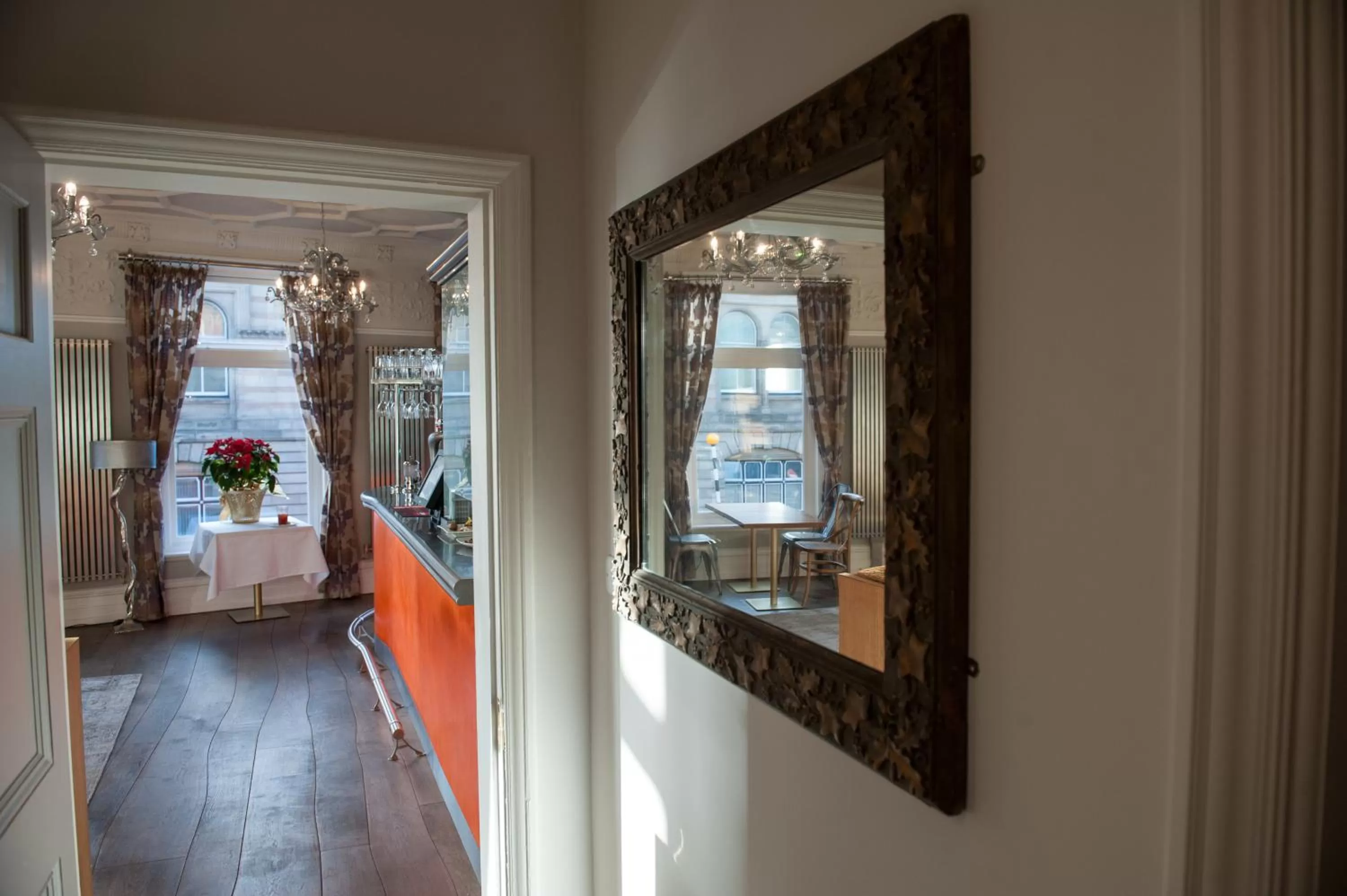 Day in Bentinck Hotel