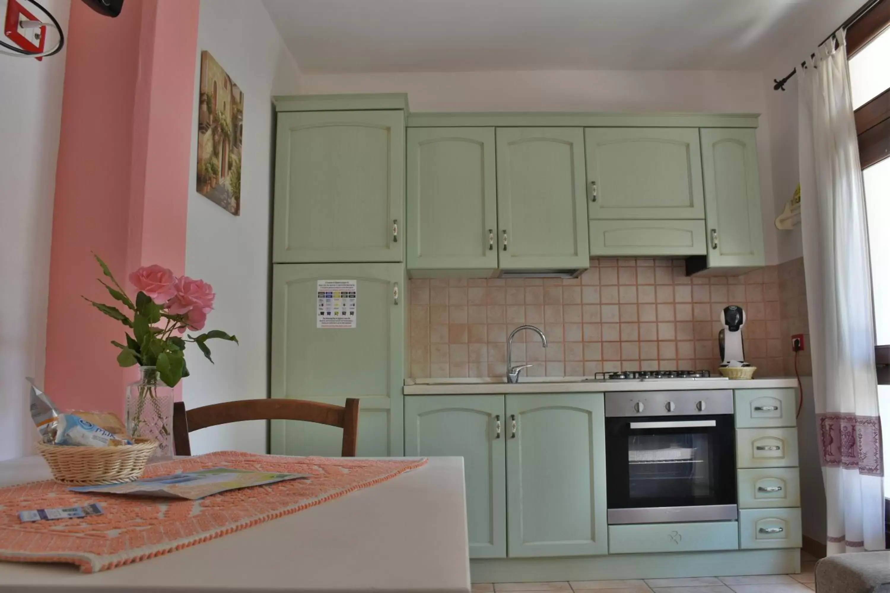 Kitchen or kitchenette, Kitchen/Kitchenette in Flowery Inn Villa
