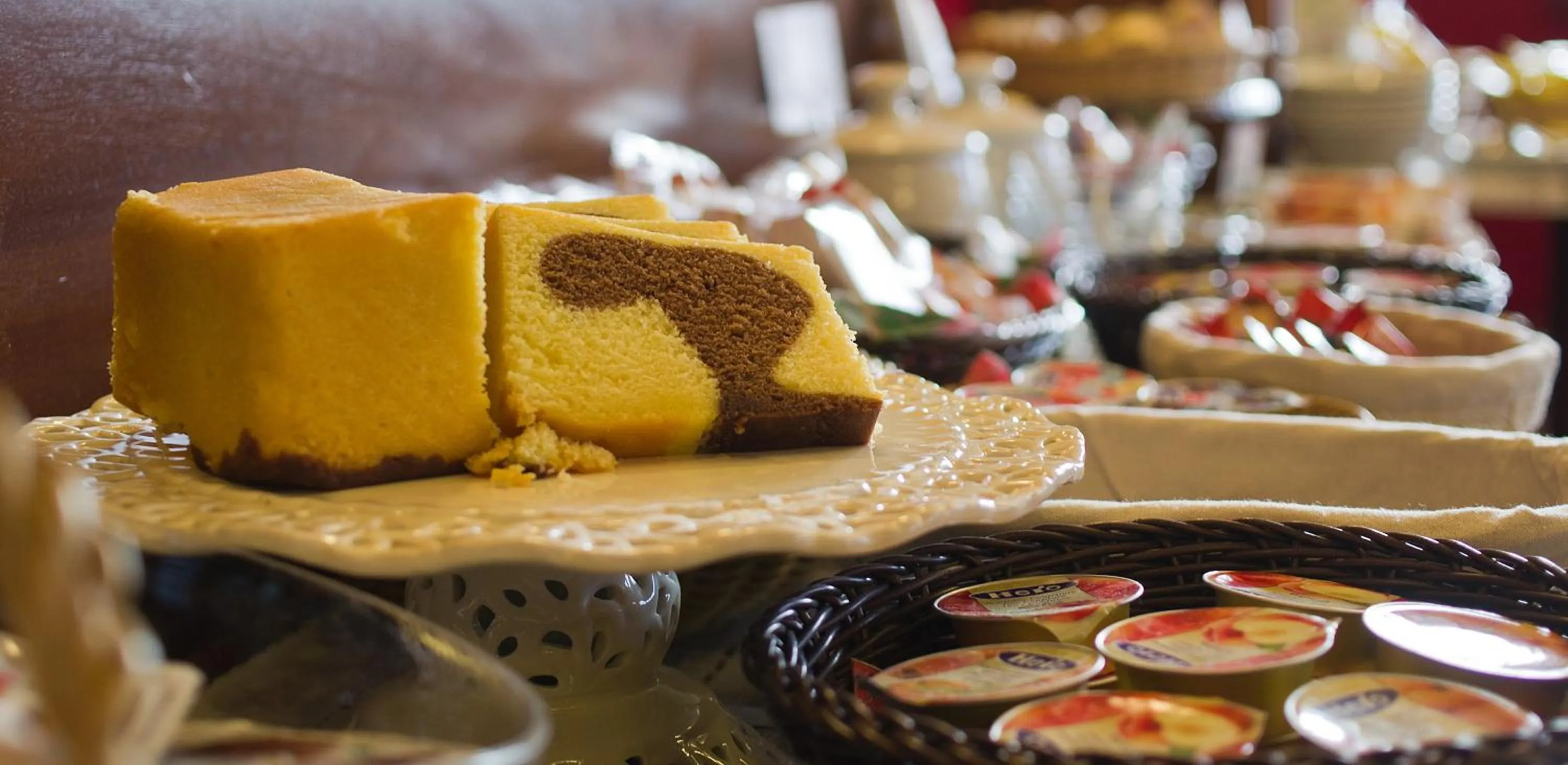 Buffet breakfast in Hotel Città Dei Mille