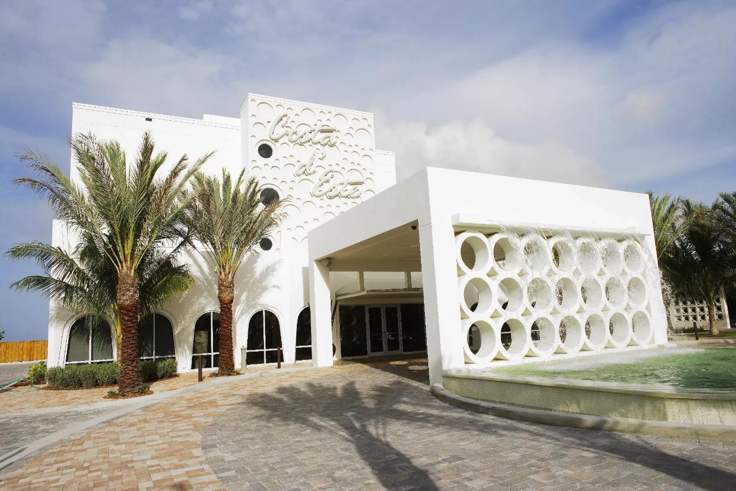 Facade/entrance, Property Building in Costa d'Este Beach Resort & Spa