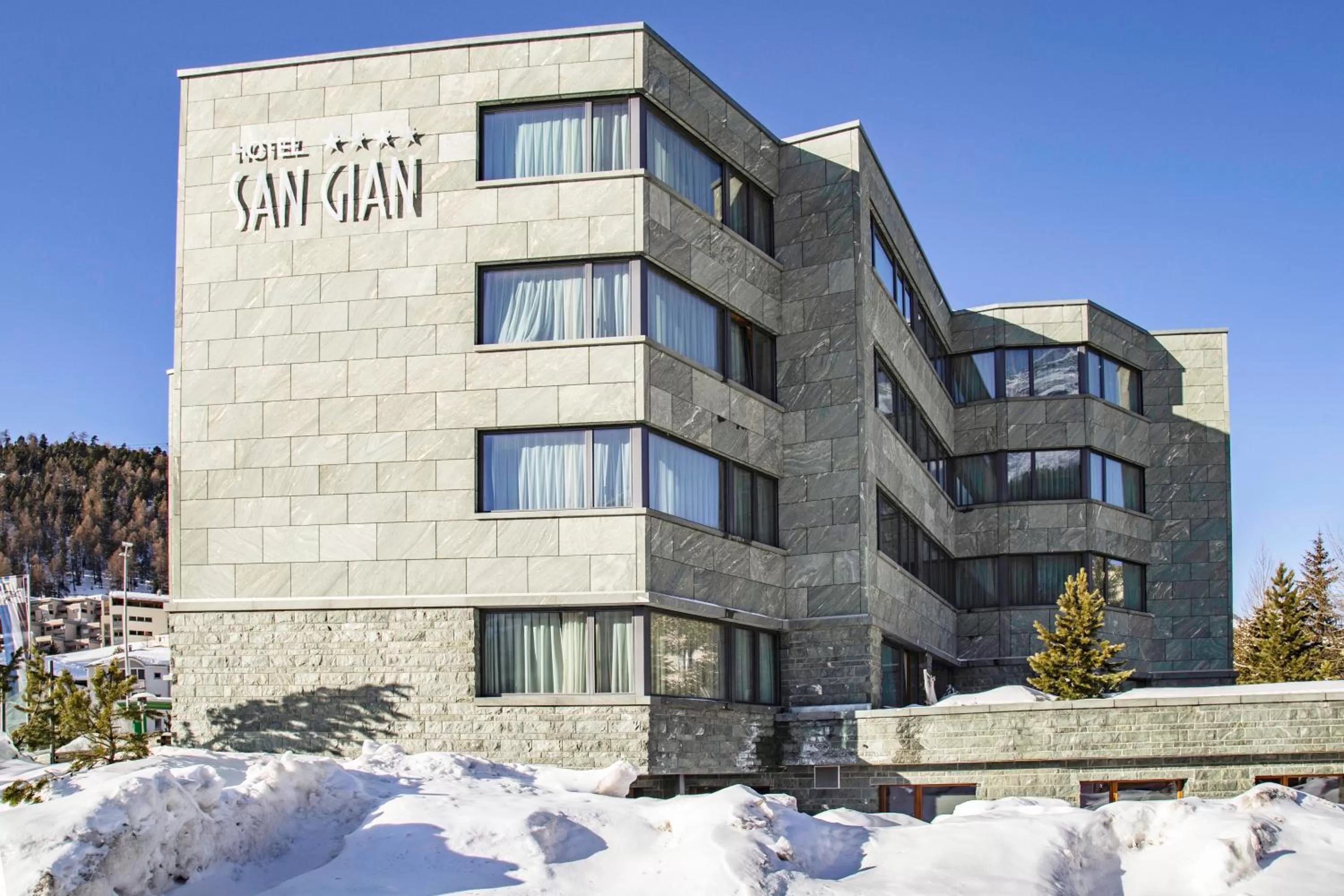 Property building in Hotel San Gian