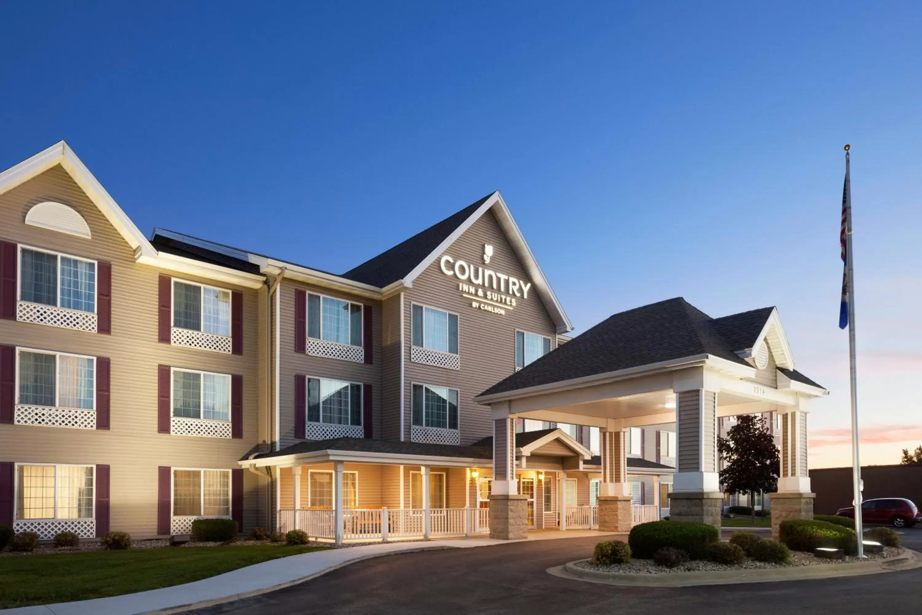 Facade/entrance, Property Building in Country Inn & Suites by Radisson, Albert Lea, MN