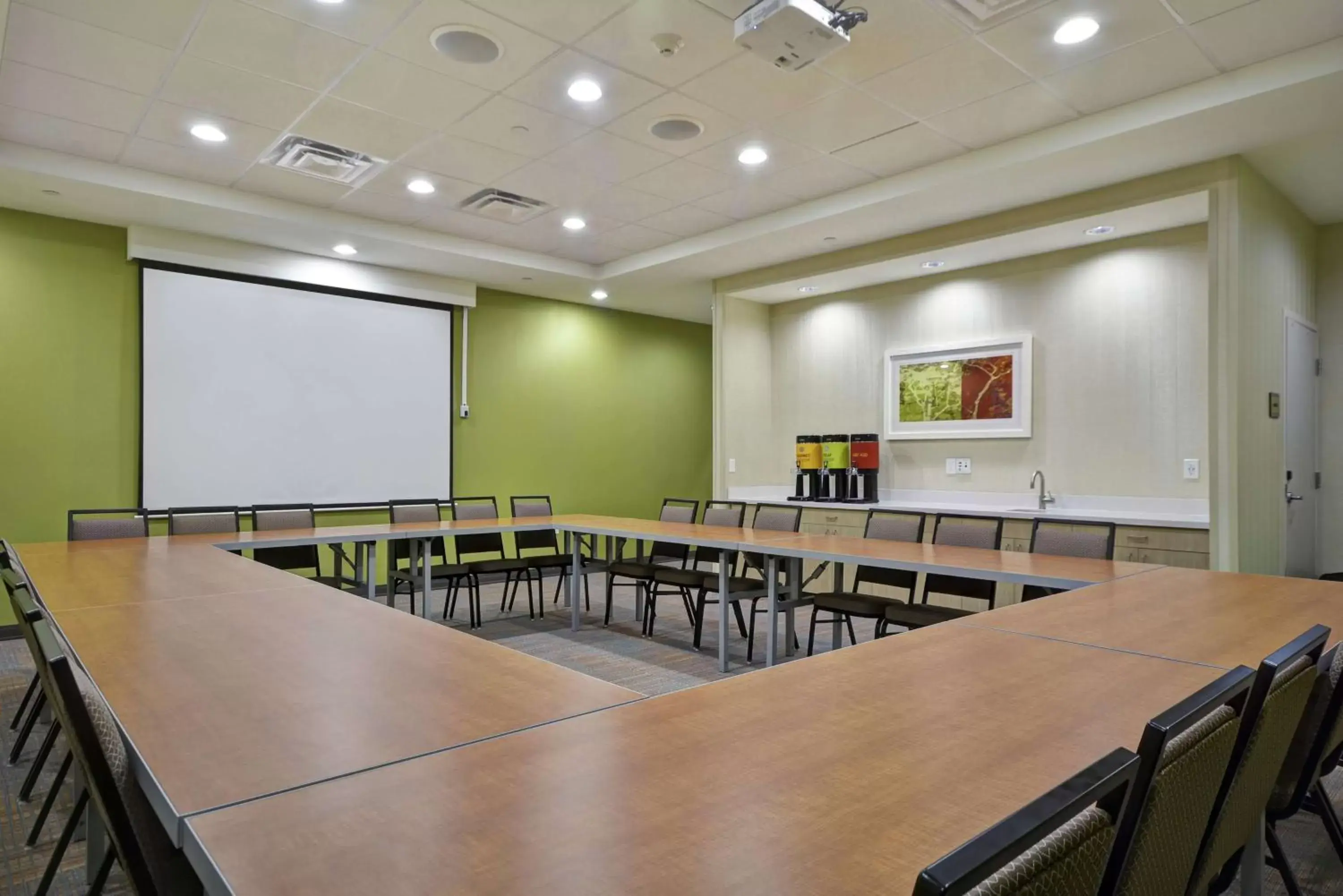 Meeting/conference room in Home2 Suites by Hilton Stow Akron