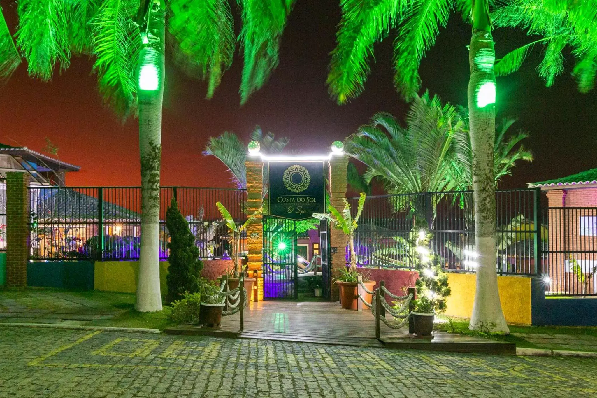 Property building in Costa do Sol Boutique Hotel Property building in Costa do Sol Boutique Hotel