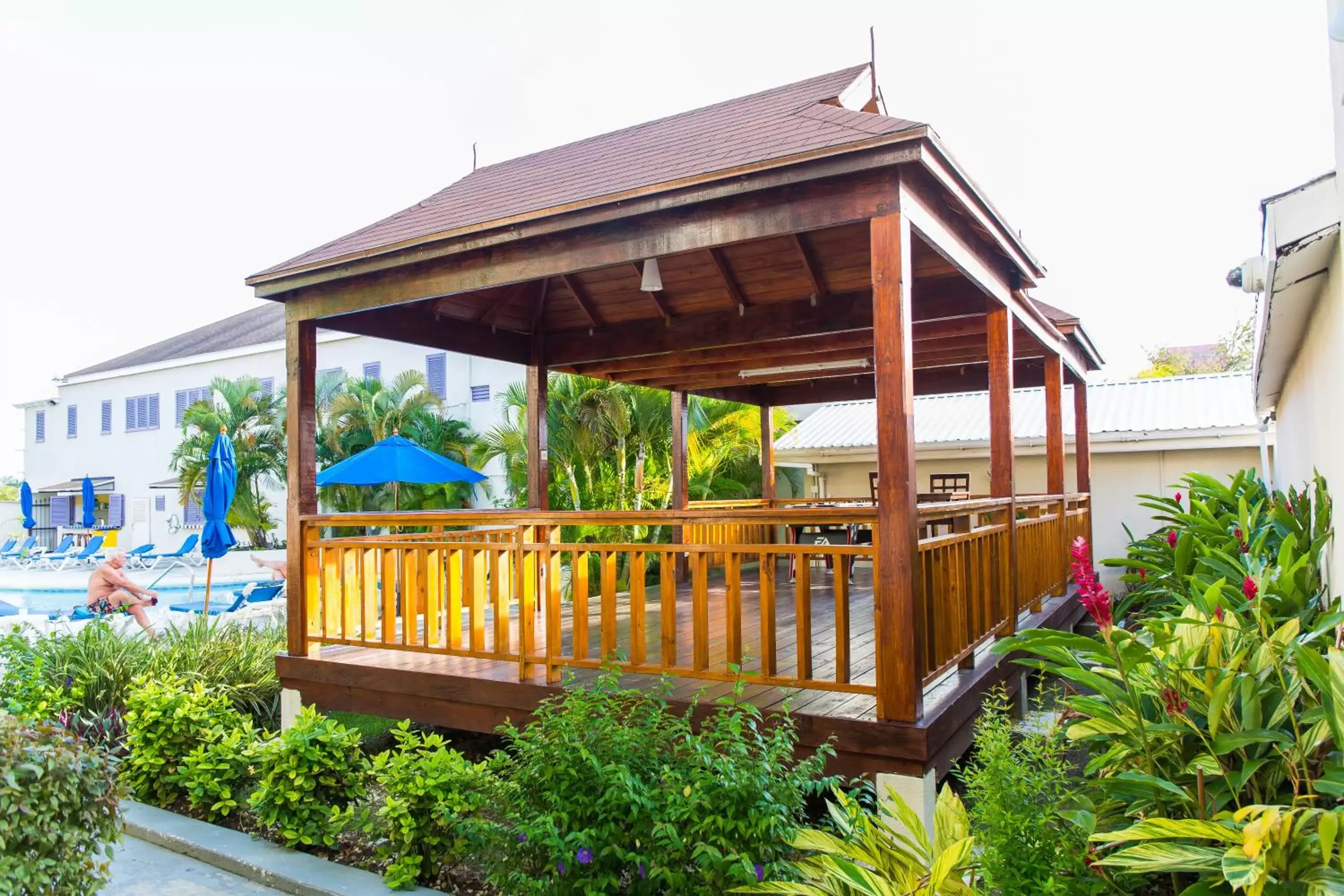 Garden, Property Building in Infinity on the Beach