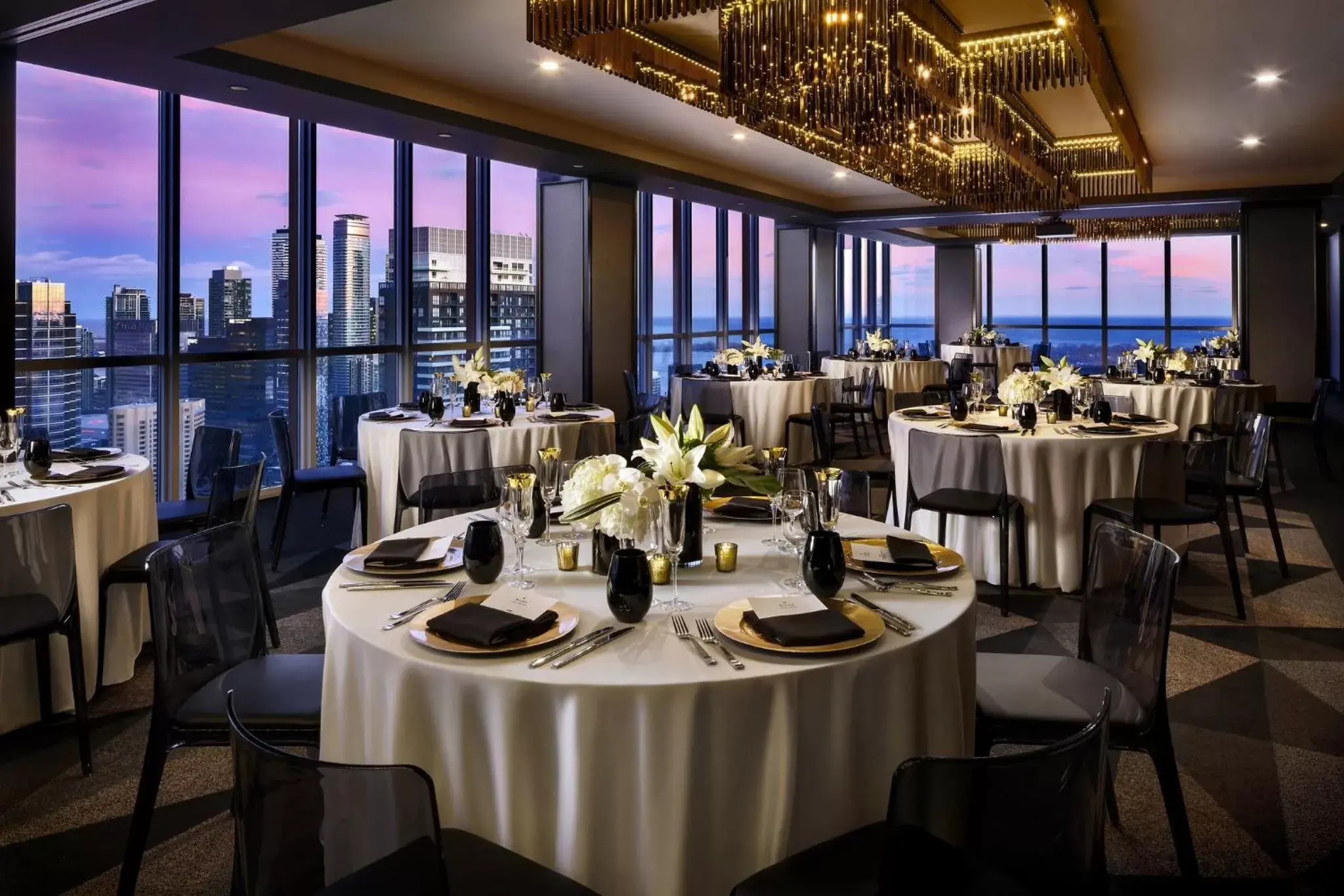 Banquet/Function facilities, Restaurant/Places to Eat in Bisha Hotel Toronto
