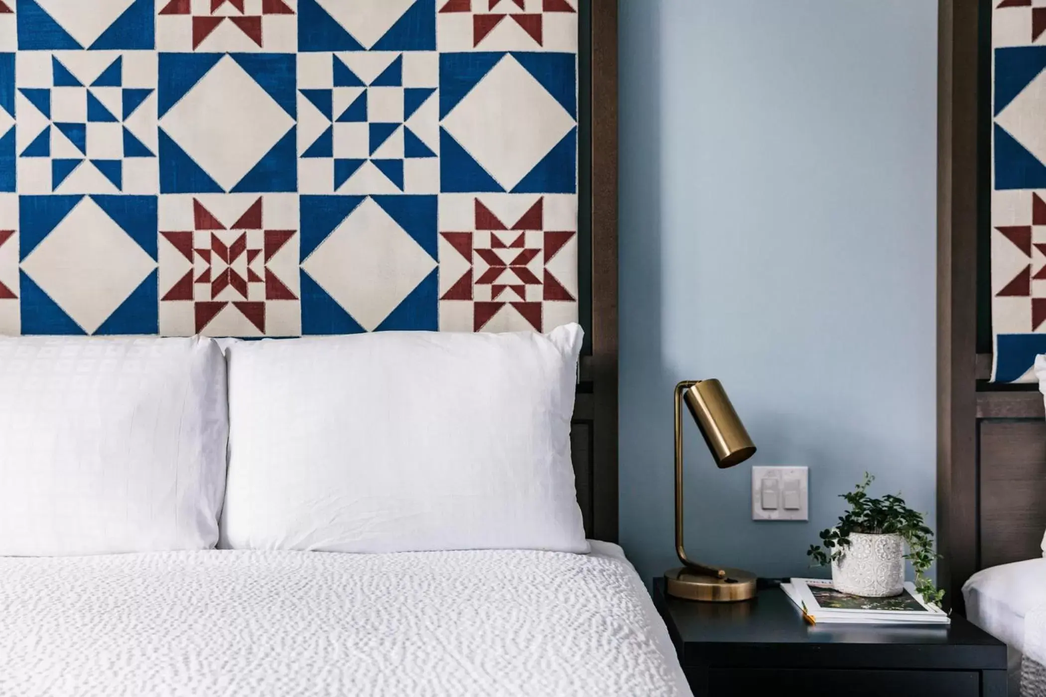 Bedroom, Bed in Mount Royal Hotel Bedroom, Bed in Mount Royal Hotel