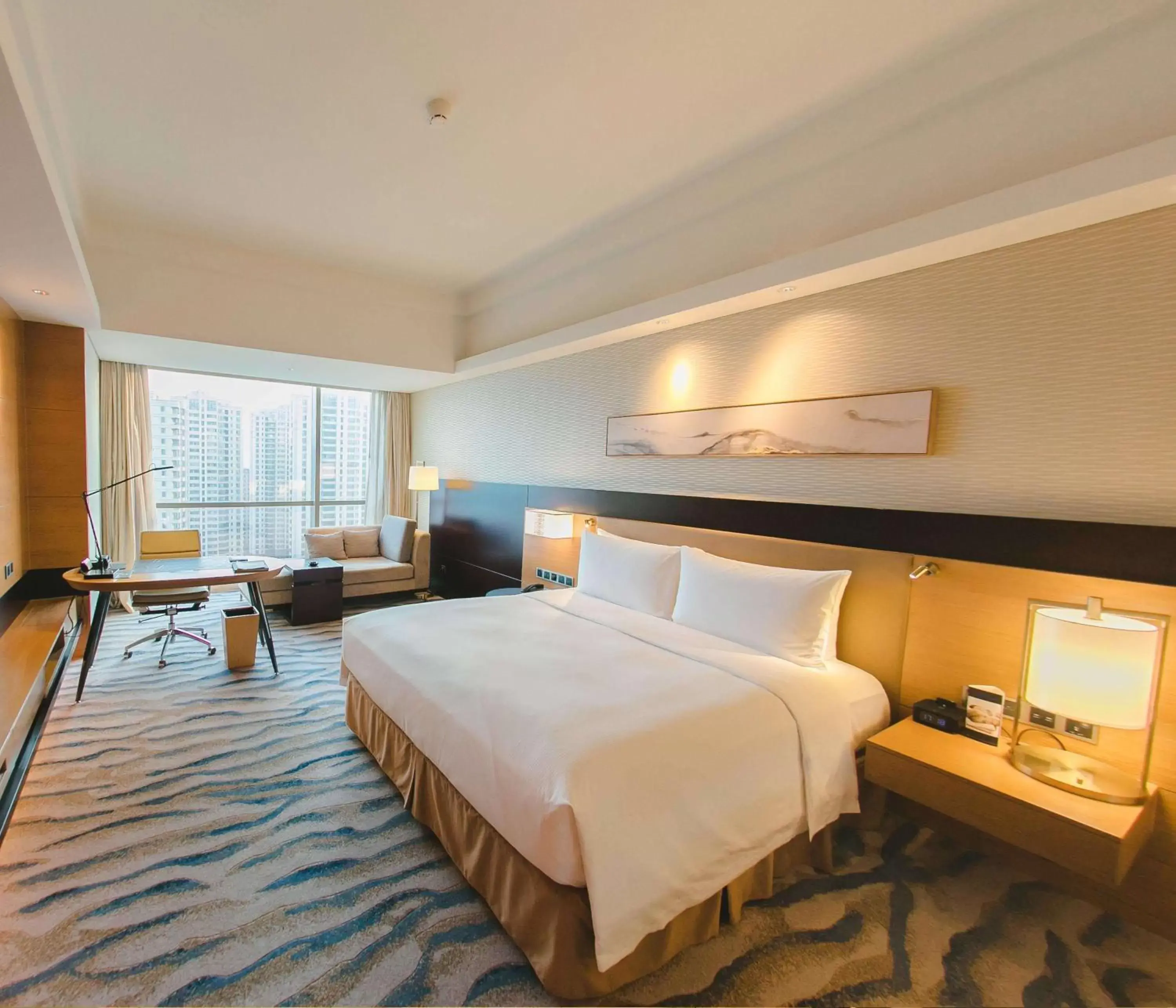 Bedroom in Hilton Yantai Golden Coast