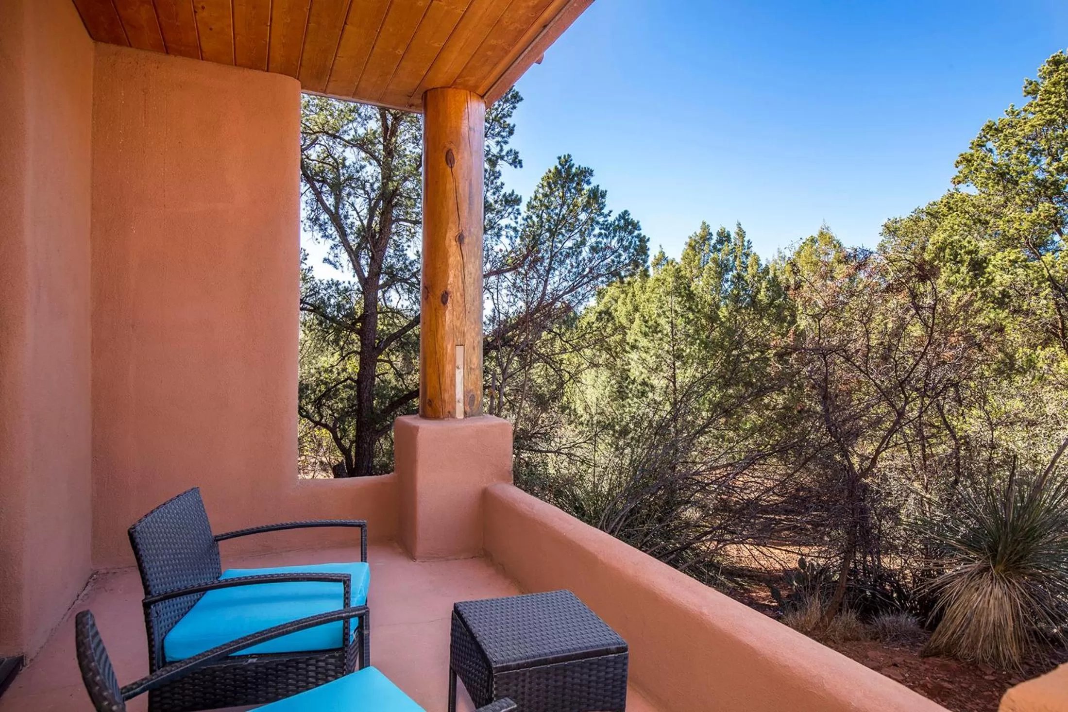 Garden view, Balcony/Terrace in Alma De Sedona Inn B&B