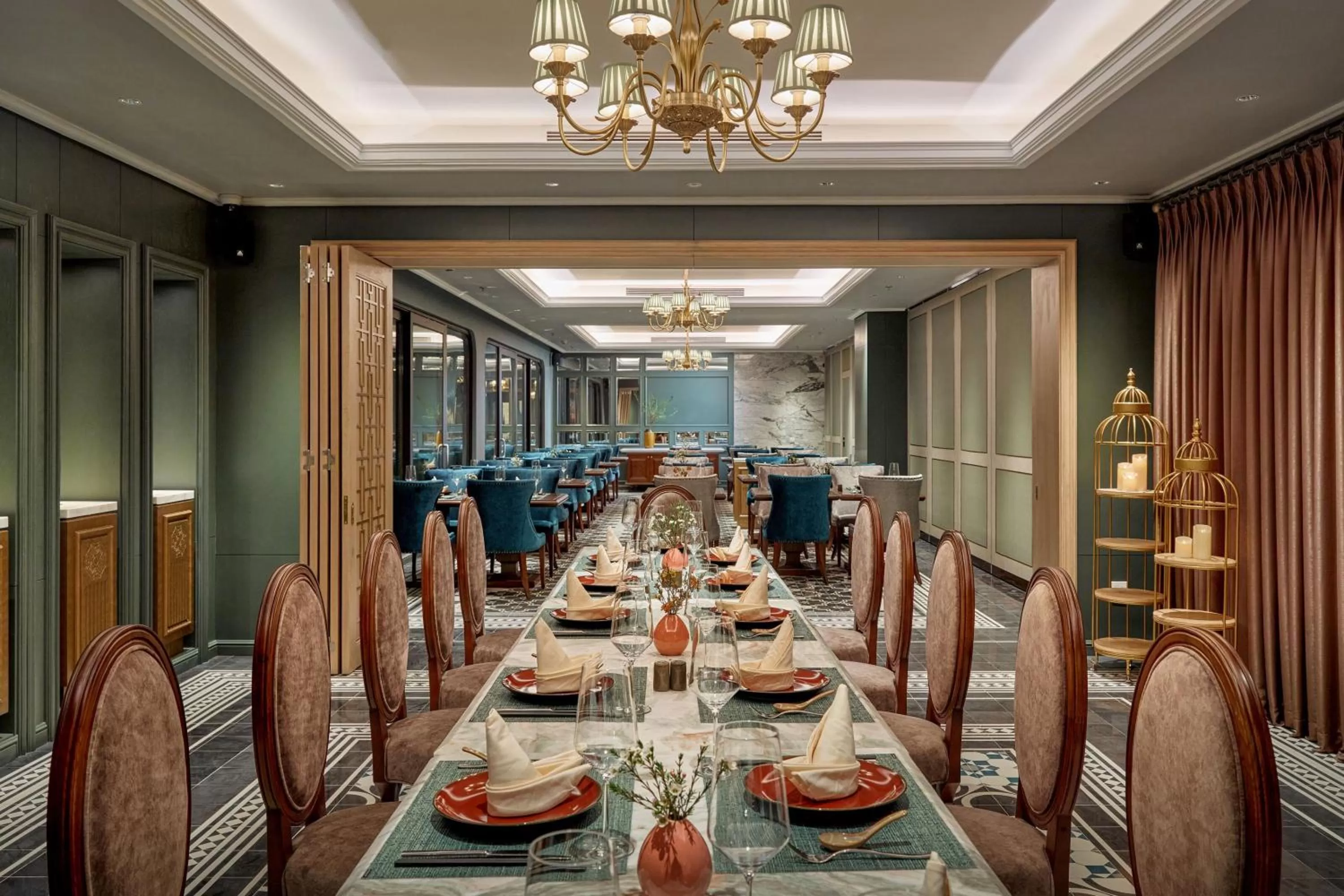 Area and facilities in Peridot Grand Luxury Boutique Hotel