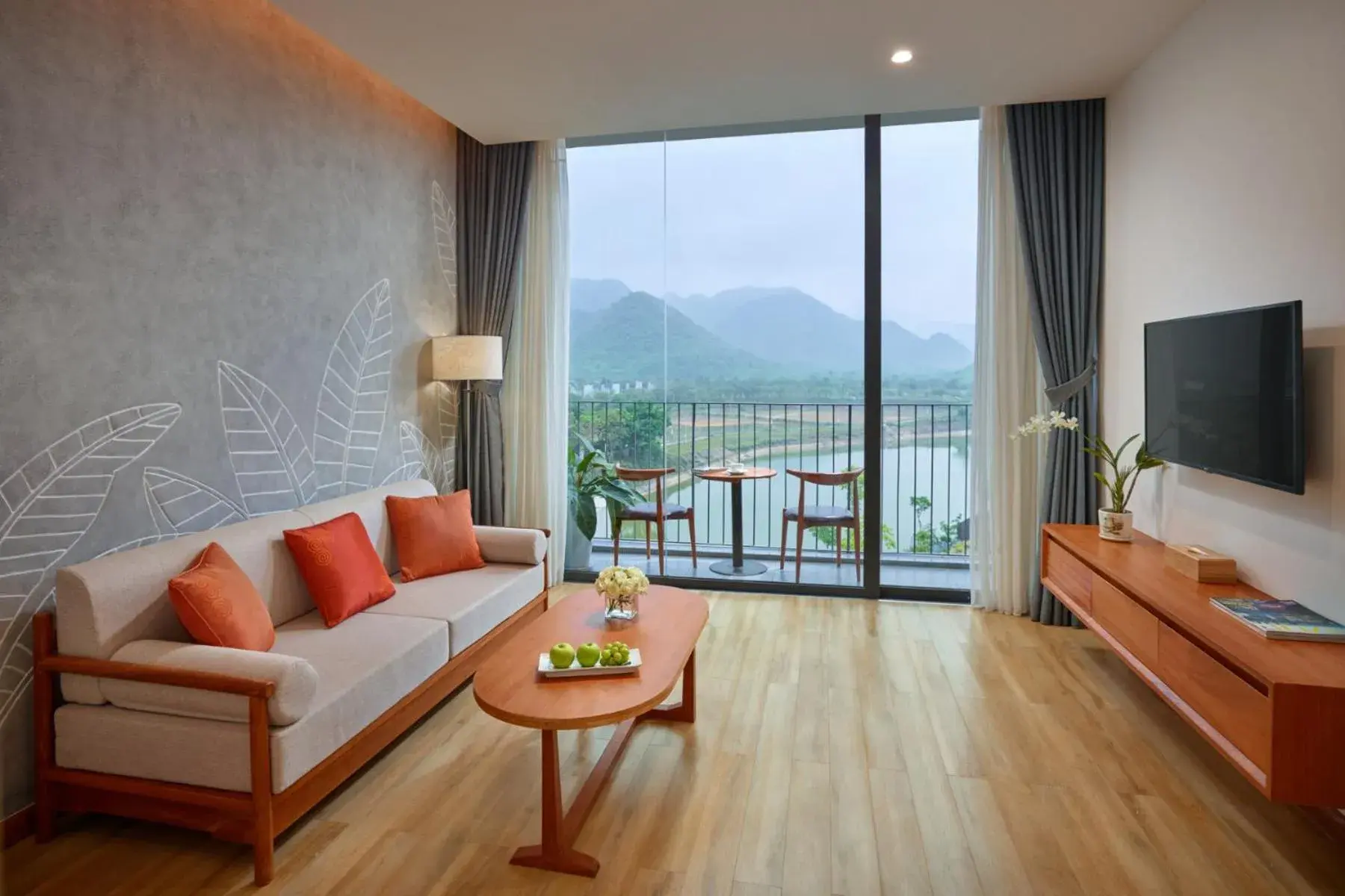 Living room, Seating Area in Wyndham Grand Vedana Ninh Binh Resort