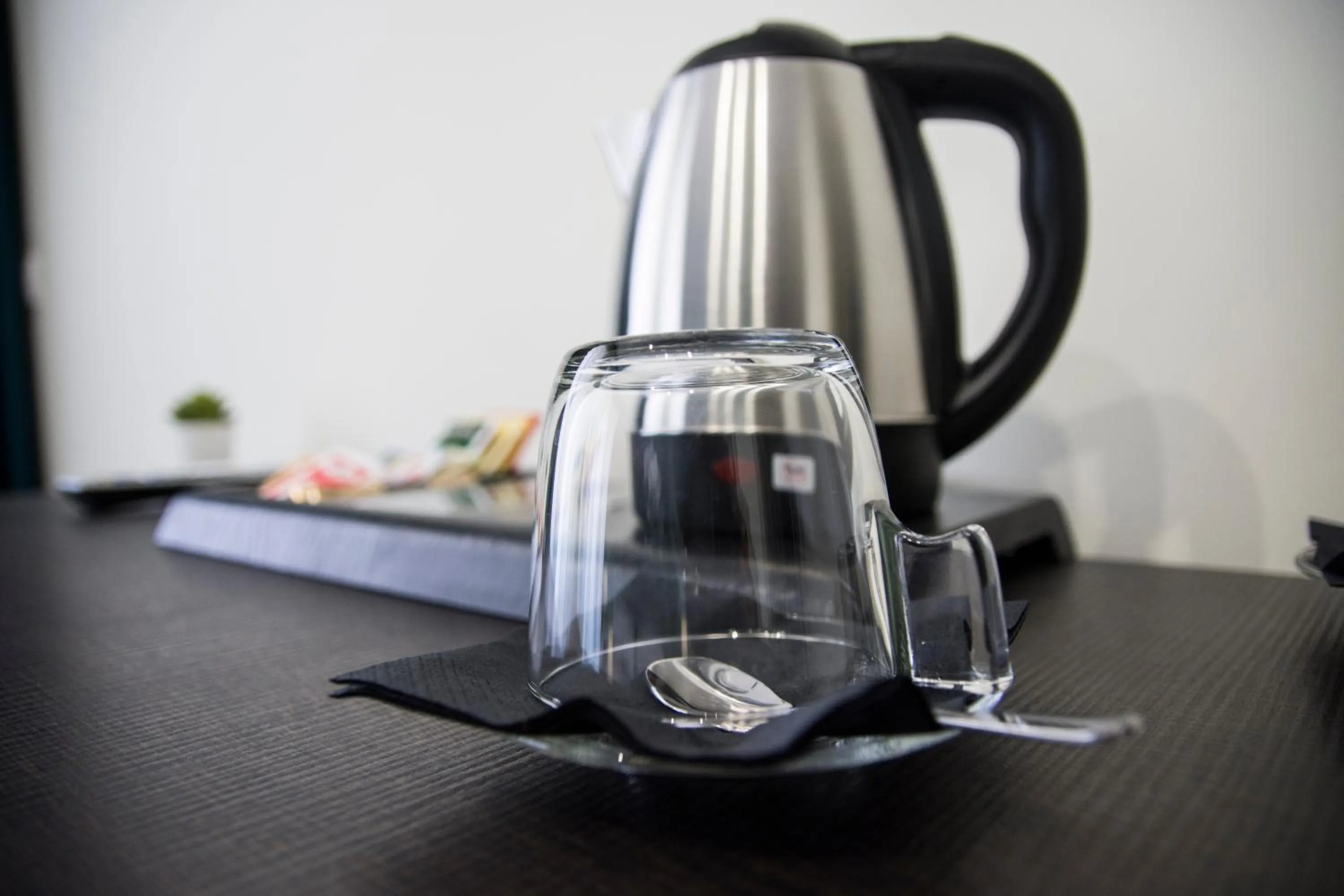 Coffee/tea facilities in Regolo Rooms Vaticano