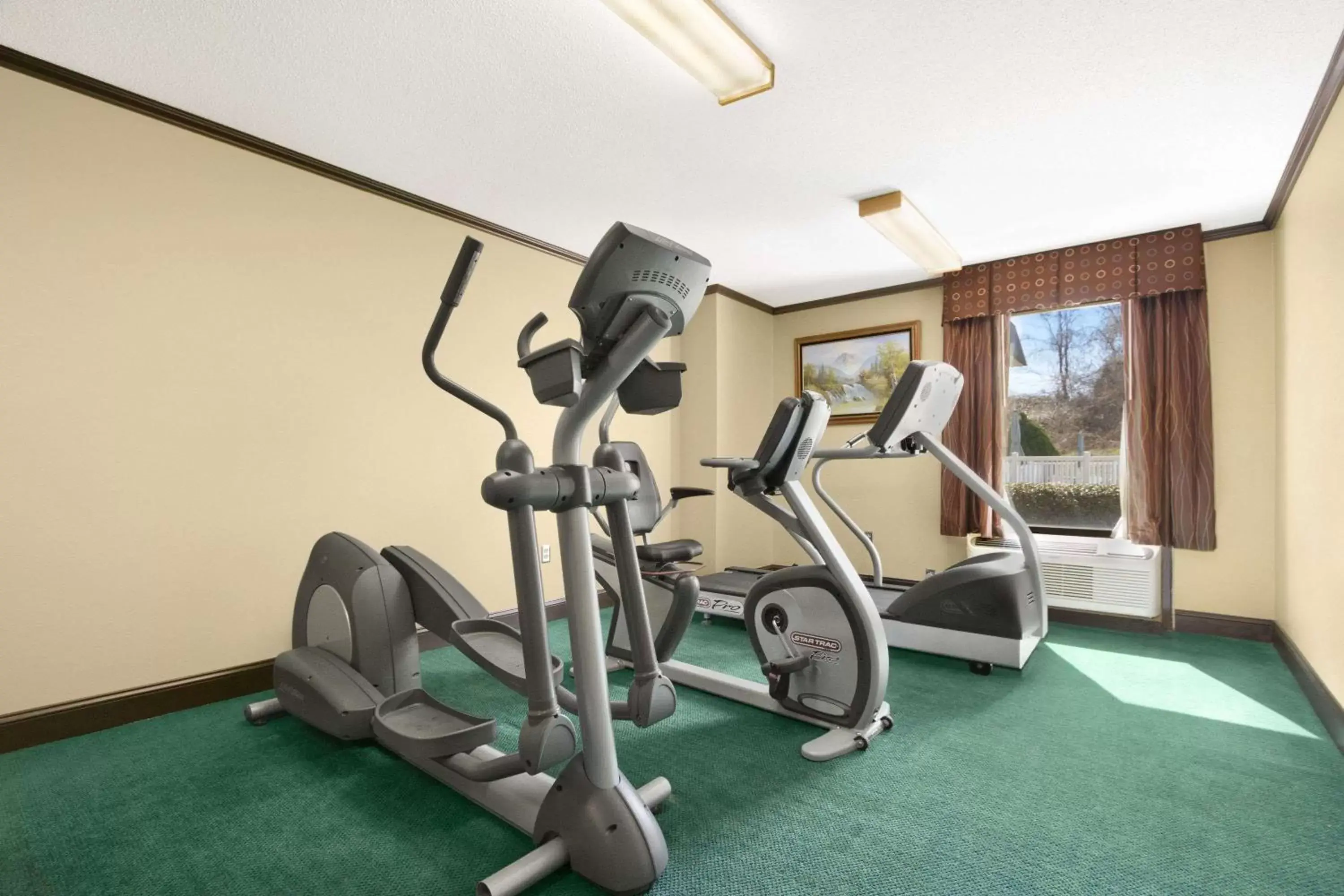 Fitness centre/facilities, Fitness Center/Facilities in Ramada Limited - Columbia