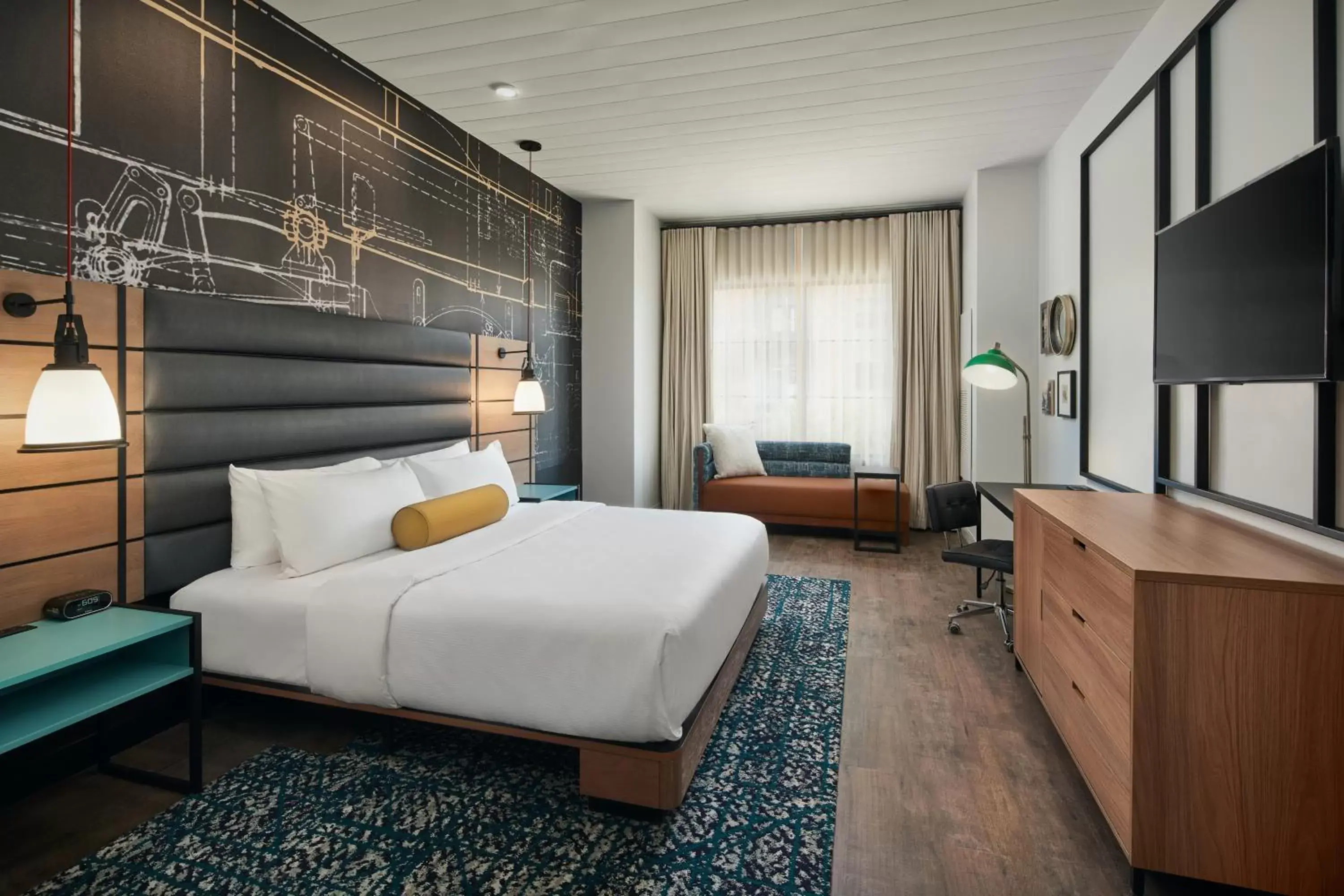 Coffee/tea facilities, Bed in Hotel Indigo Tallahassee - Collegetown by IHG Coffee/tea facilities, Bed in Hotel Indigo Tallahassee - Collegetown by IHG