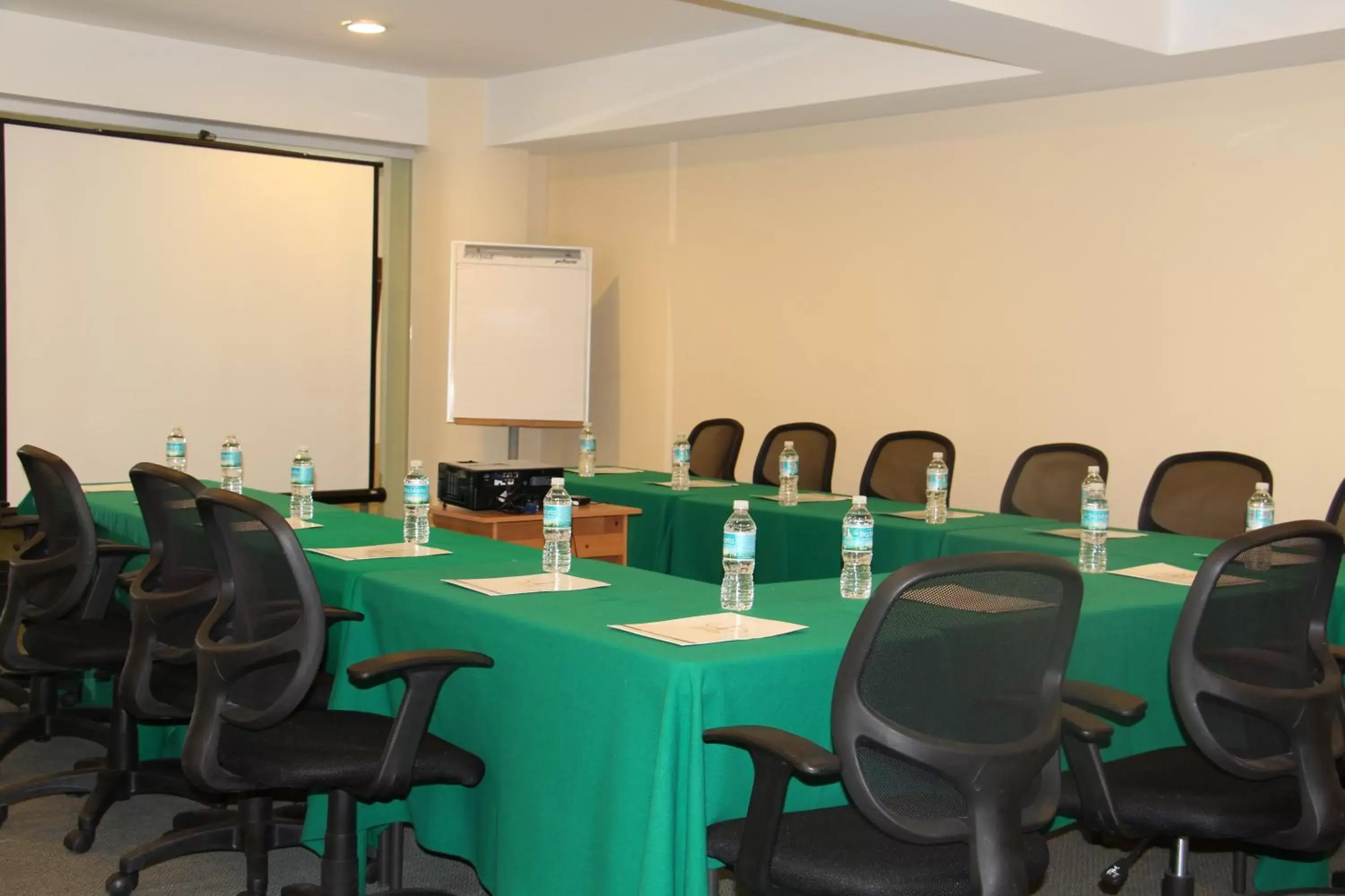 Meeting/conference room in Suites Obelisk