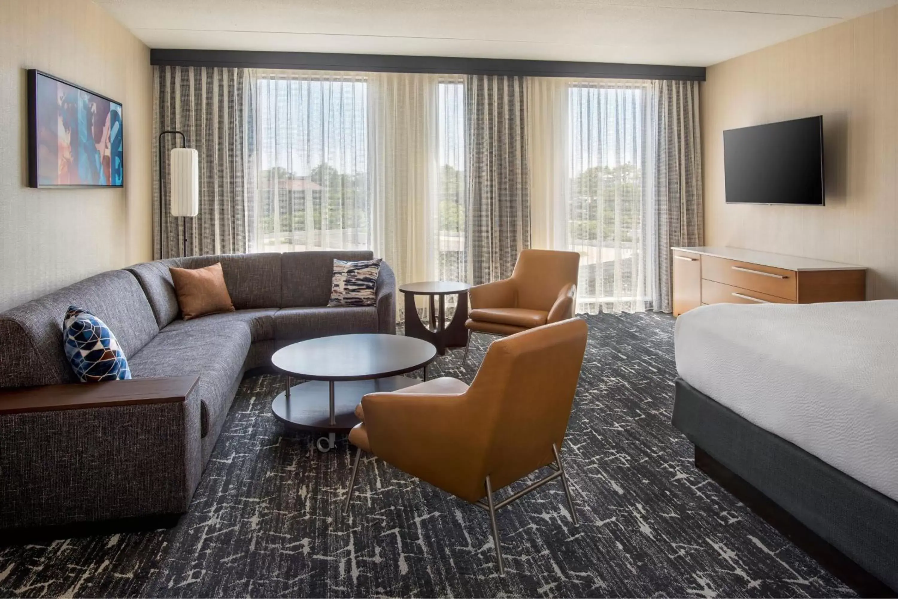 Bedroom, Seating Area in Courtyard by Marriott Philadelphia South at The Navy Yard