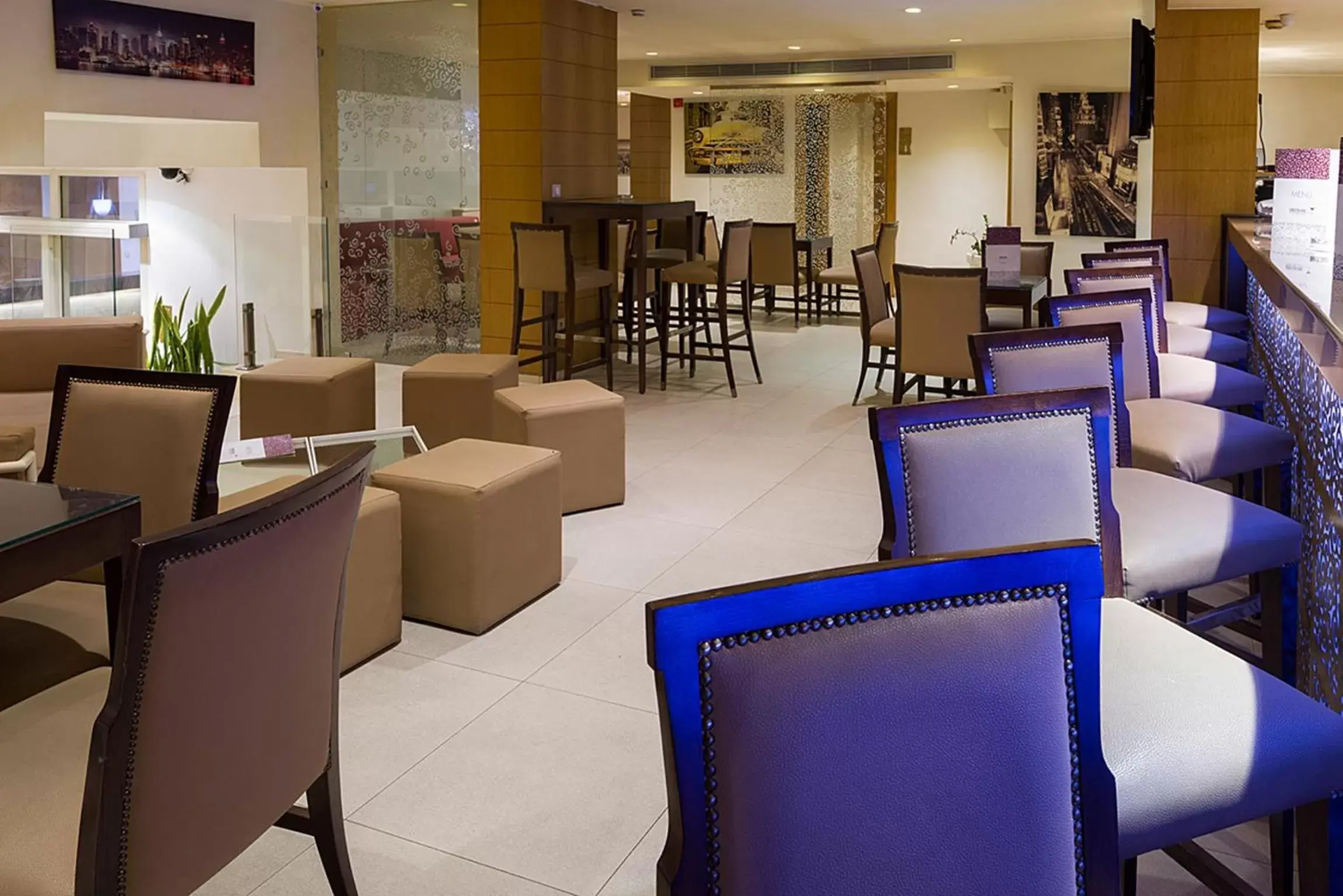 Lounge or bar in Golf Royal Hotel Lounge or bar in Golf Royal Hotel