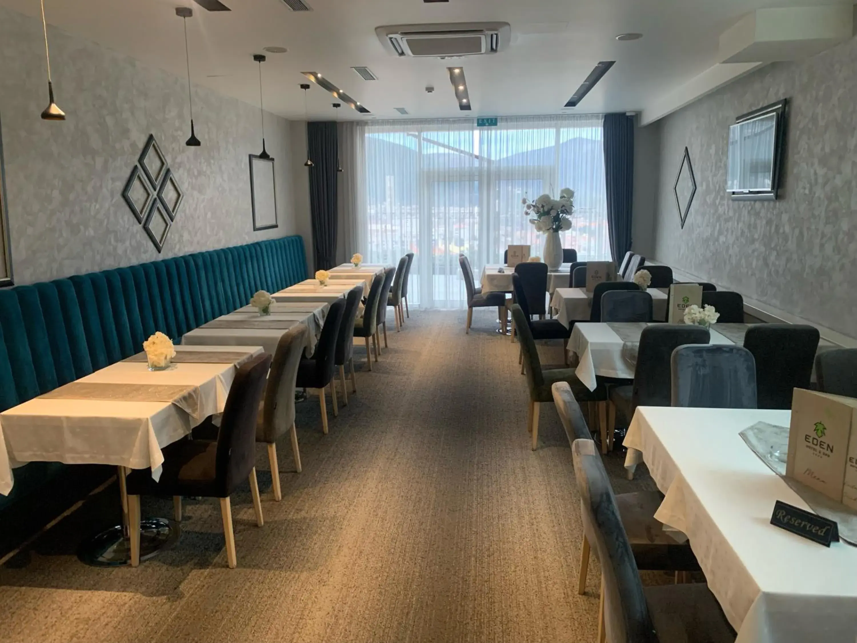 Restaurant/places to eat in Hotel Eden Restaurant/places to eat in Hotel Eden