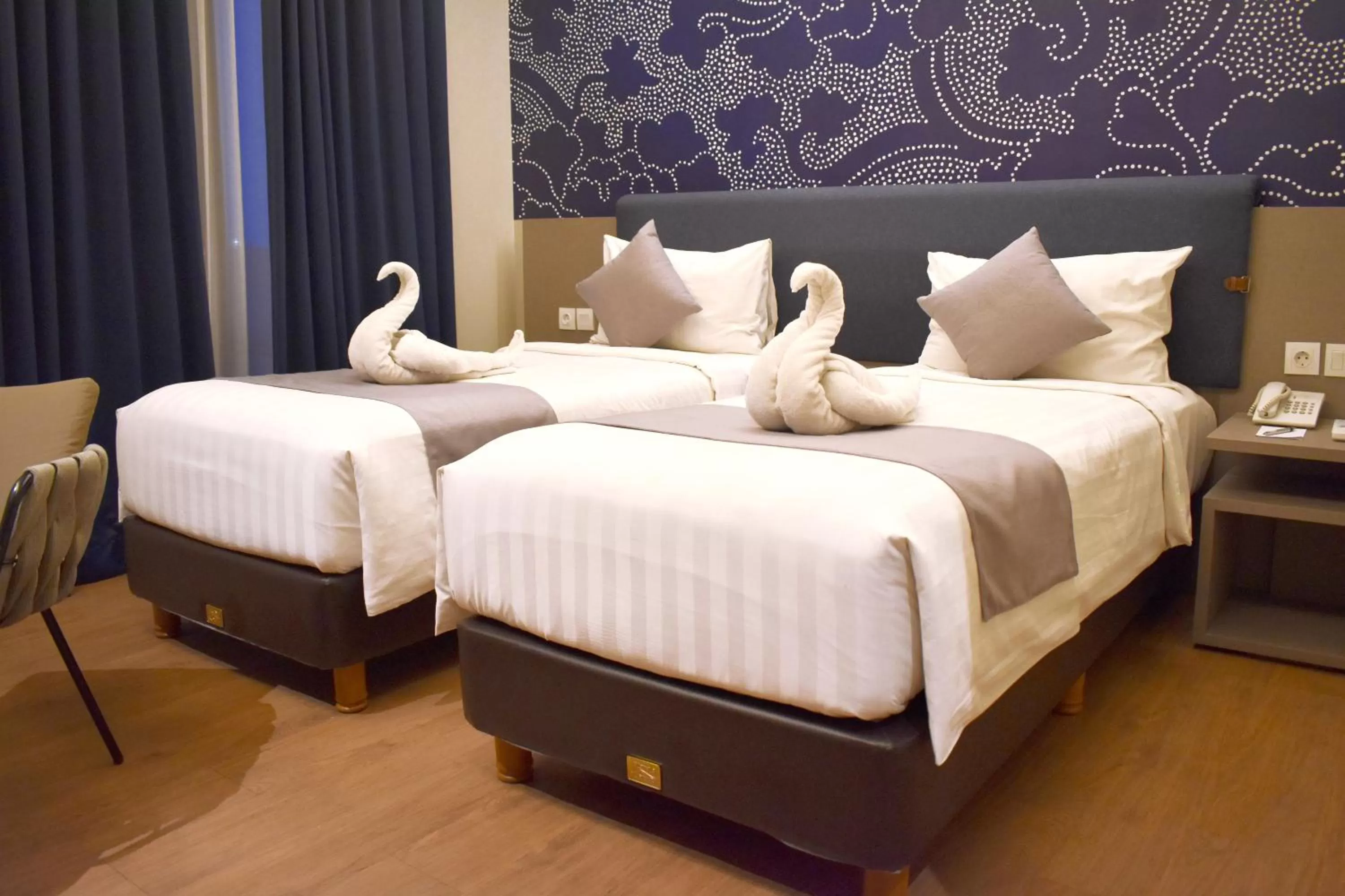 Bedroom, Bed in Luminor Hotel Airport Sidoarjo By WH , Best Choice and Strategic Location with a Rooftop area in Town