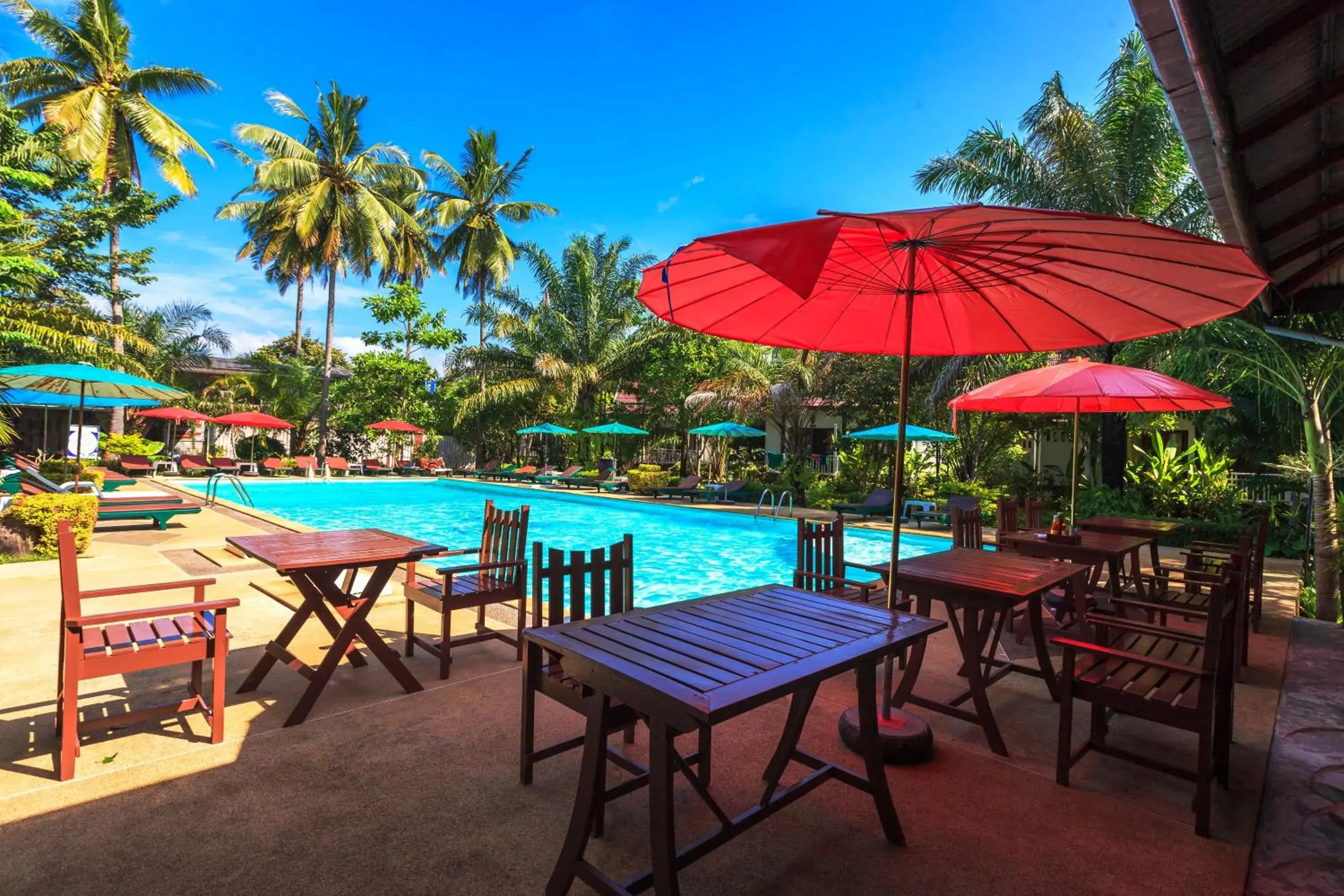 Swimming pool, Restaurant/Places to Eat in Lanta Klong Nin Beach Resort
