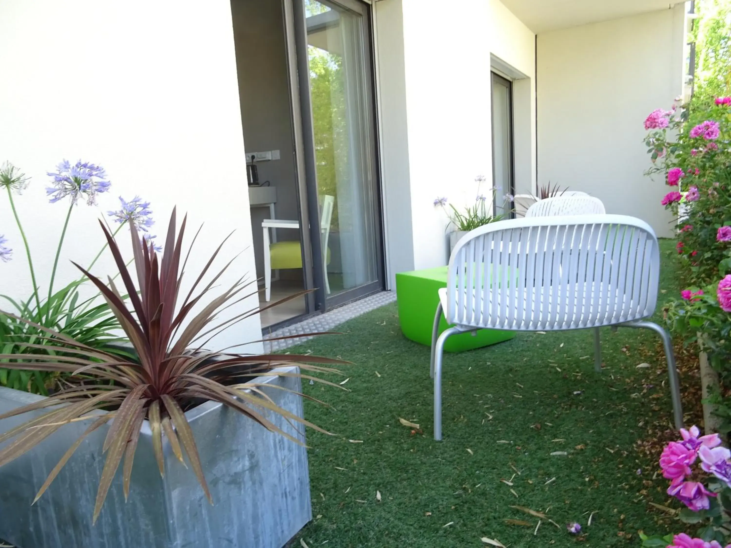 Patio in Domaine de la Petite Isle - Luberon