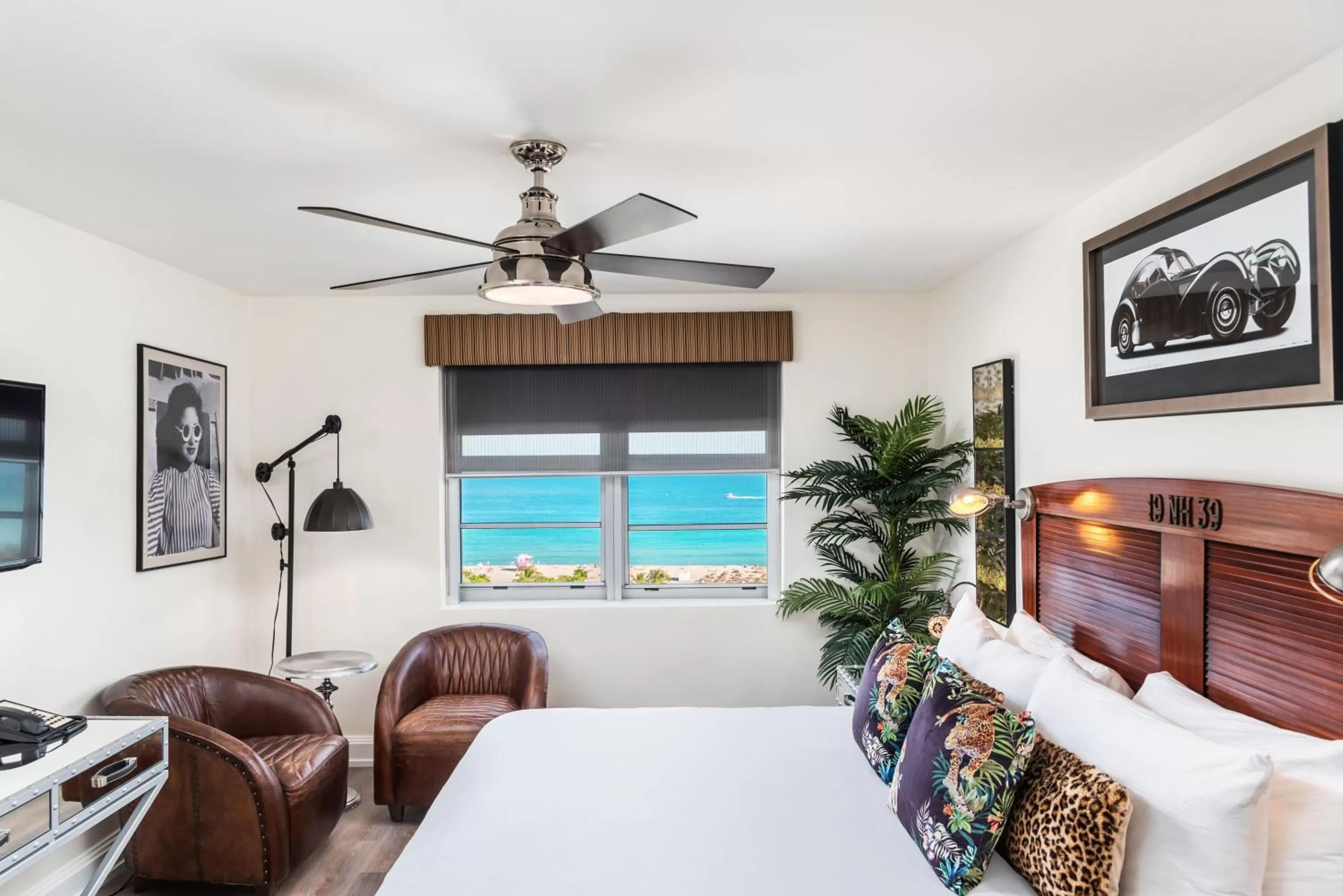 Bed in National Hotel, An Adult Only Oceanfront Resort