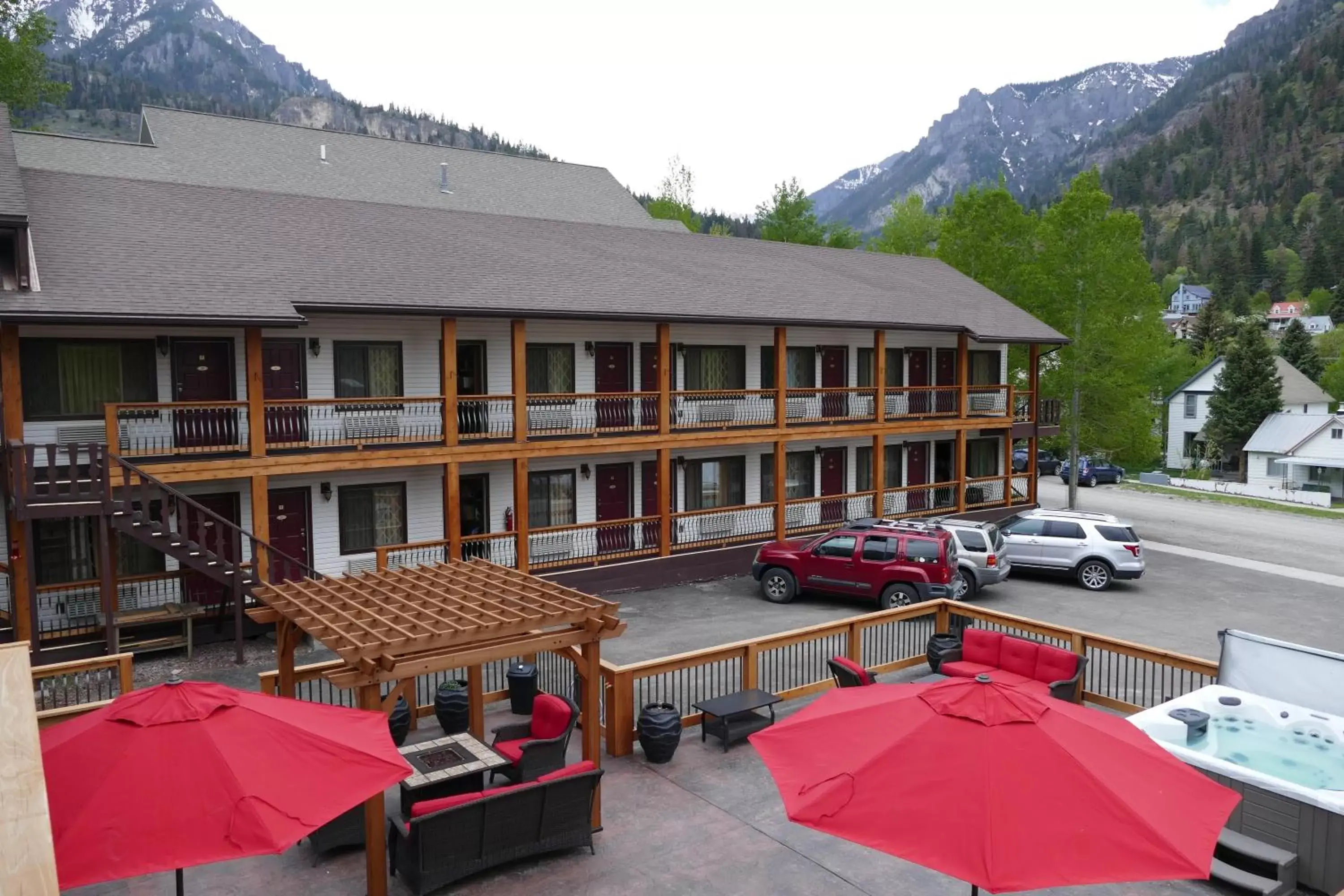 Patio, Property Building in Matterhorn Inn Ouray