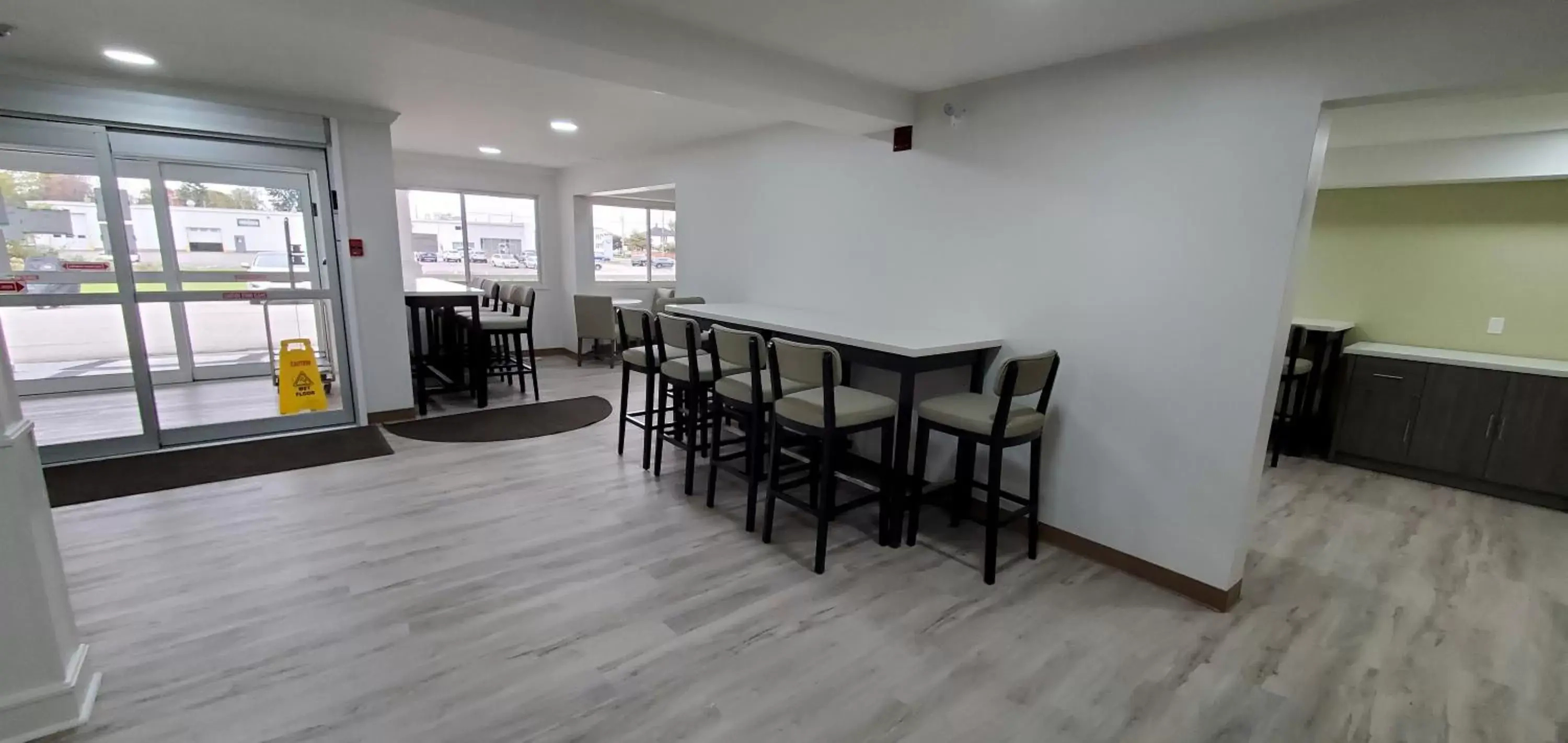 Breakfast, Dining Area in Ramada by Wyndham Miramichi New Brunswick