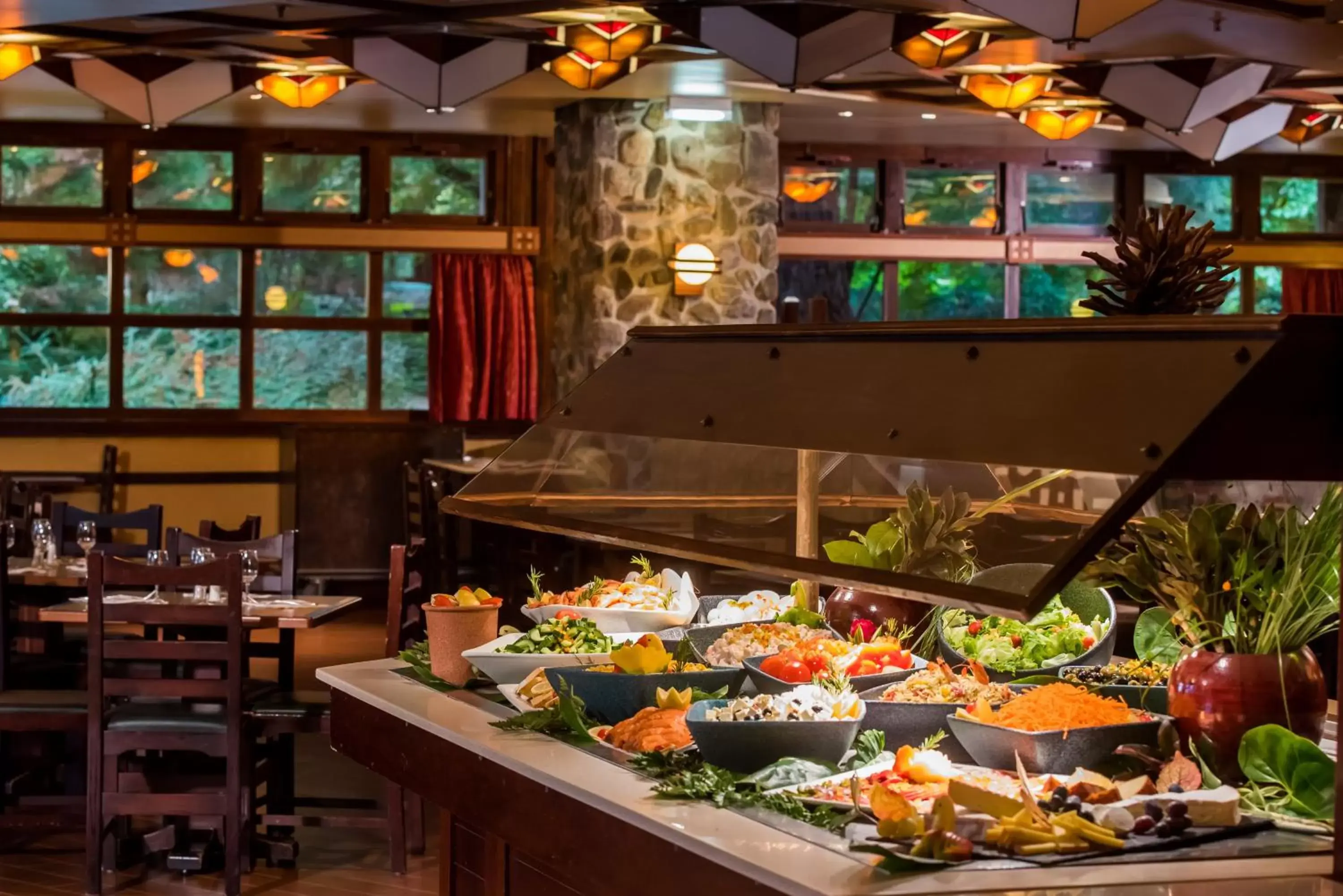Restaurant/places to eat in Disney Sequoia Lodge