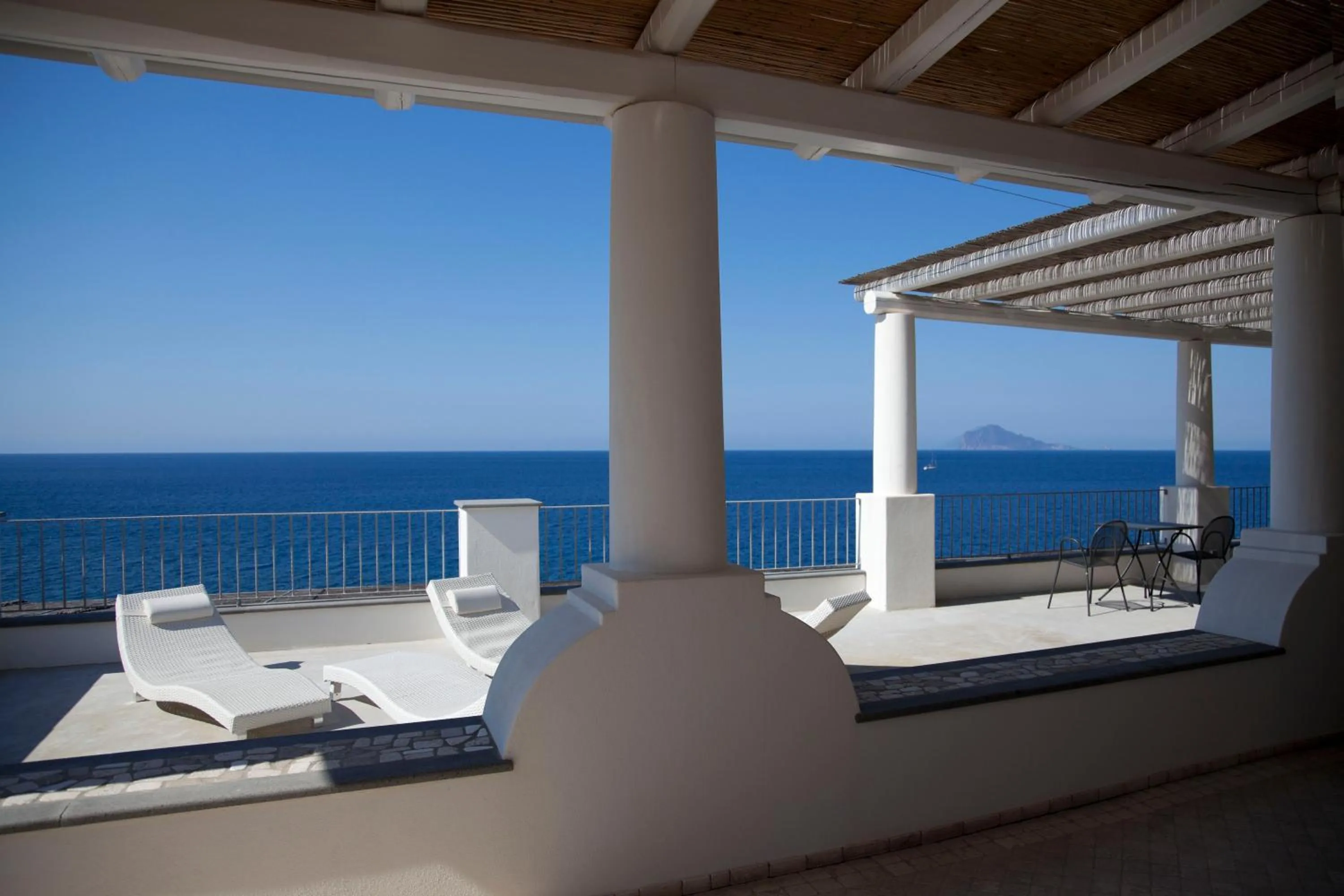 Bird's eye view in Hotel Cutimare - Aeolian Charme