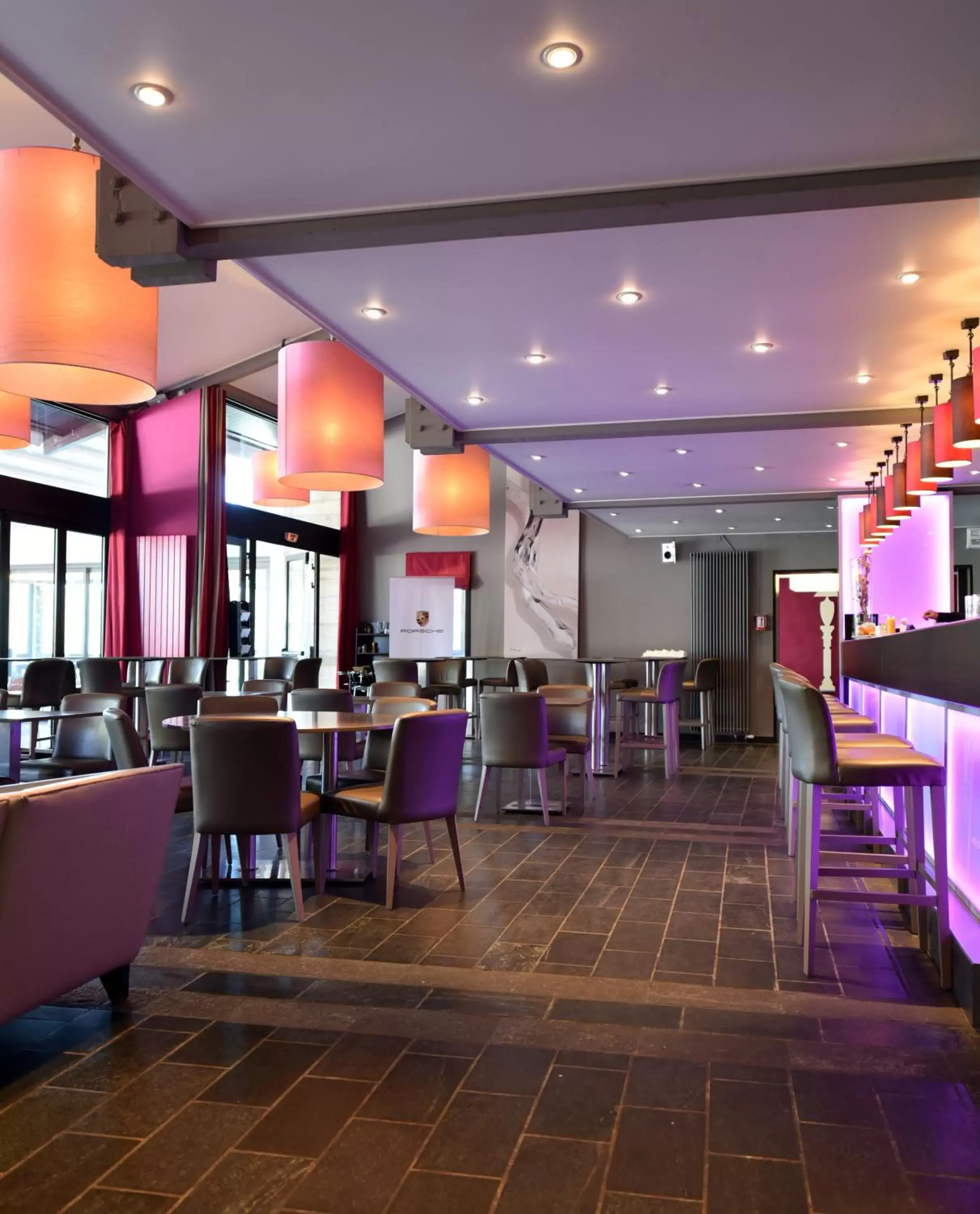 Restaurant/places to eat in Mercure Brignoles Golf de Barbaroux & Spa