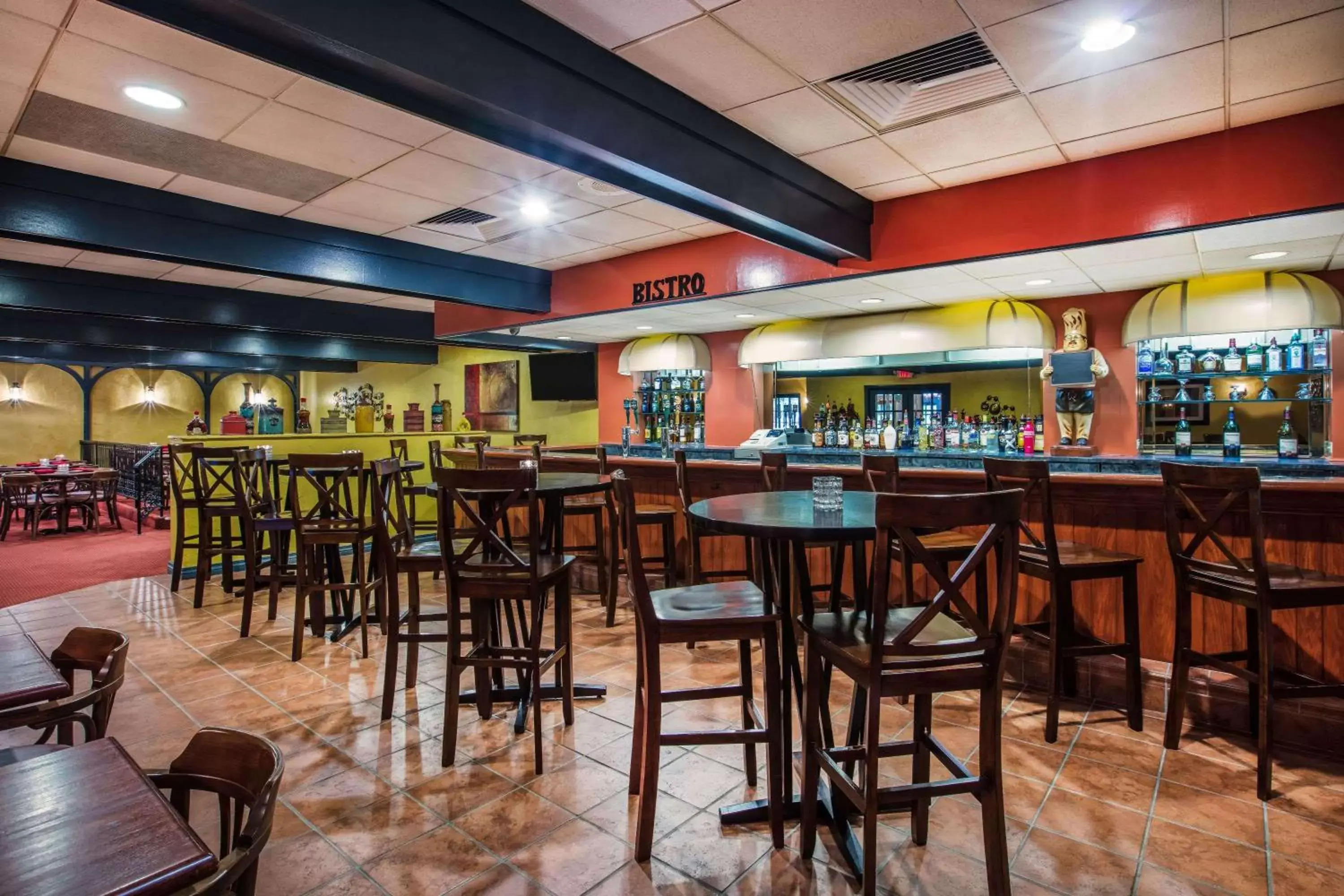 Lounge or bar, Restaurant/Places to Eat in Ramada by Wyndham Ligonier