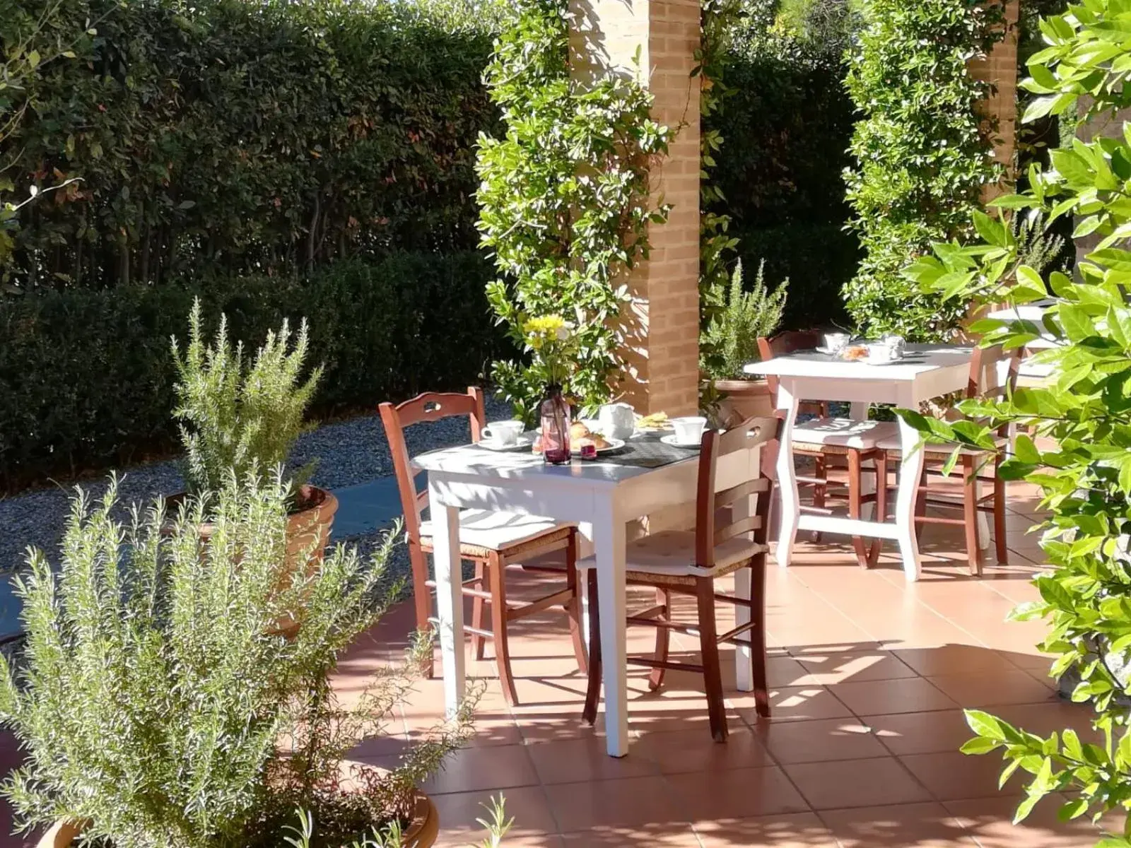 Patio, Restaurant/Places to Eat in Si Montalcino Hotel & Restaurant