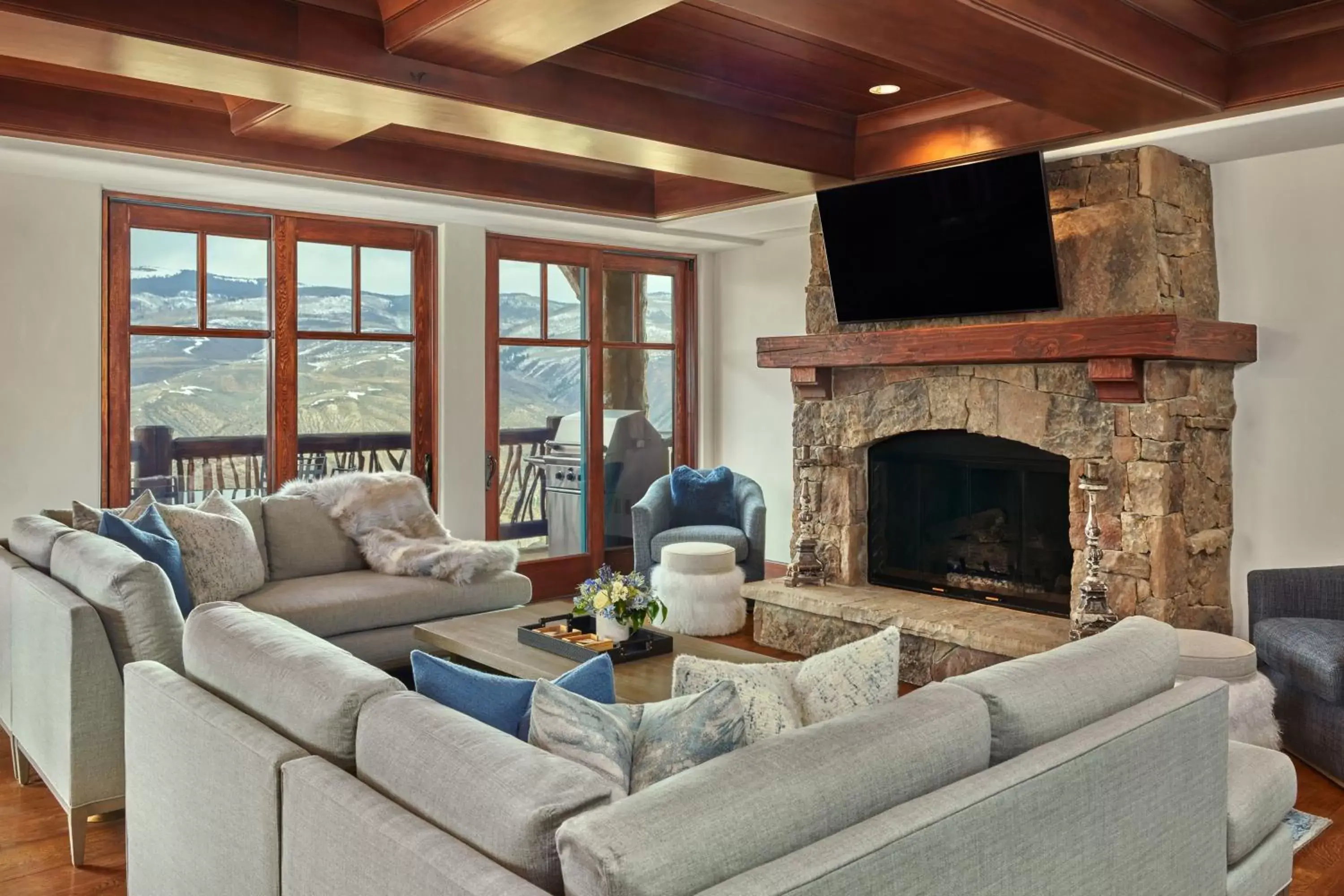 Living room, Seating Area in The Ritz-Carlton, Bachelor Gulch
