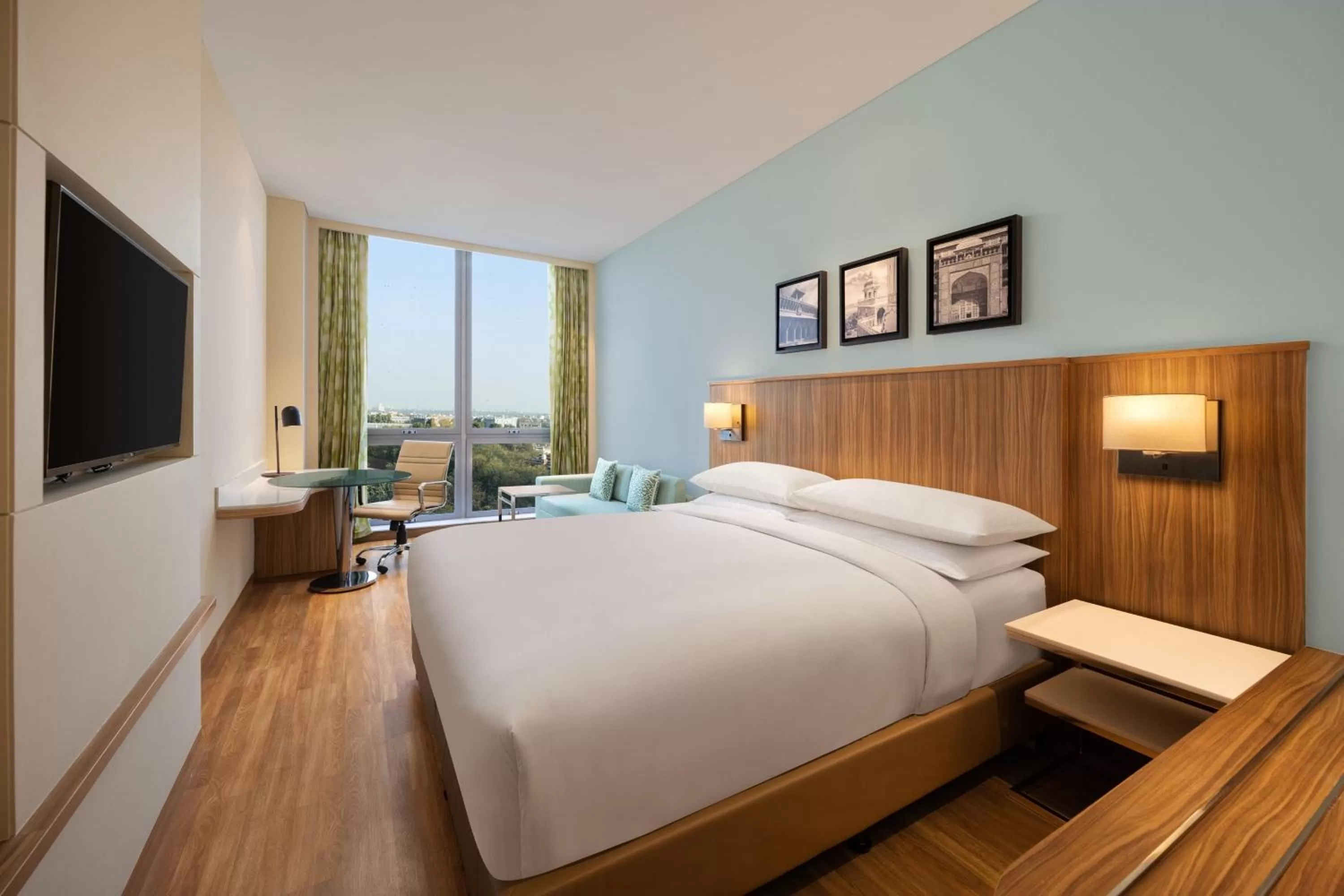 Bedroom, Bed in Fairfield by Marriott Agra