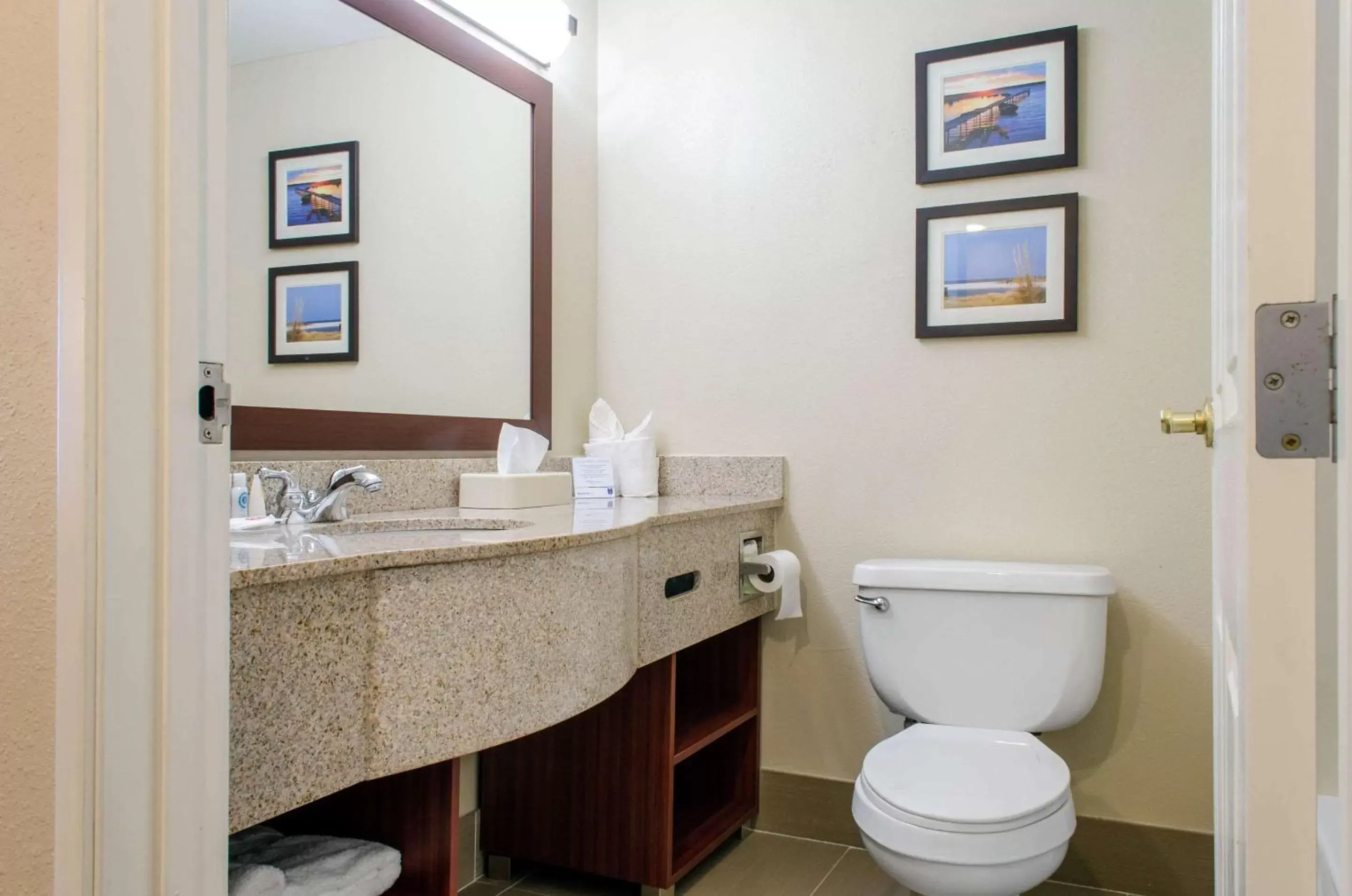 Bathroom in Comfort Inn & Suites Biloxi D'Iberville