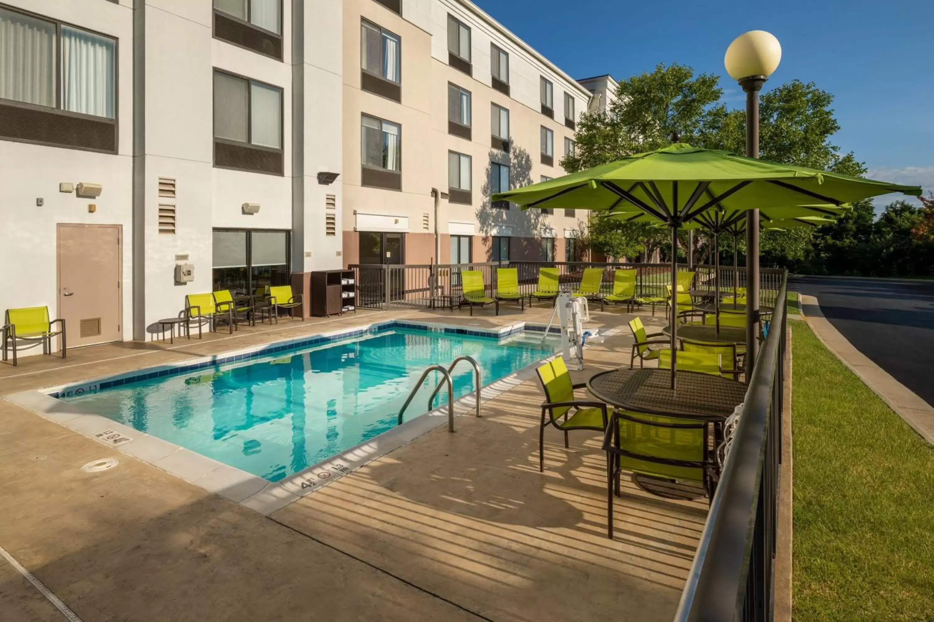 Swimming Pool in SpringHill Suites by Marriott Lynchburg Airport/University Area