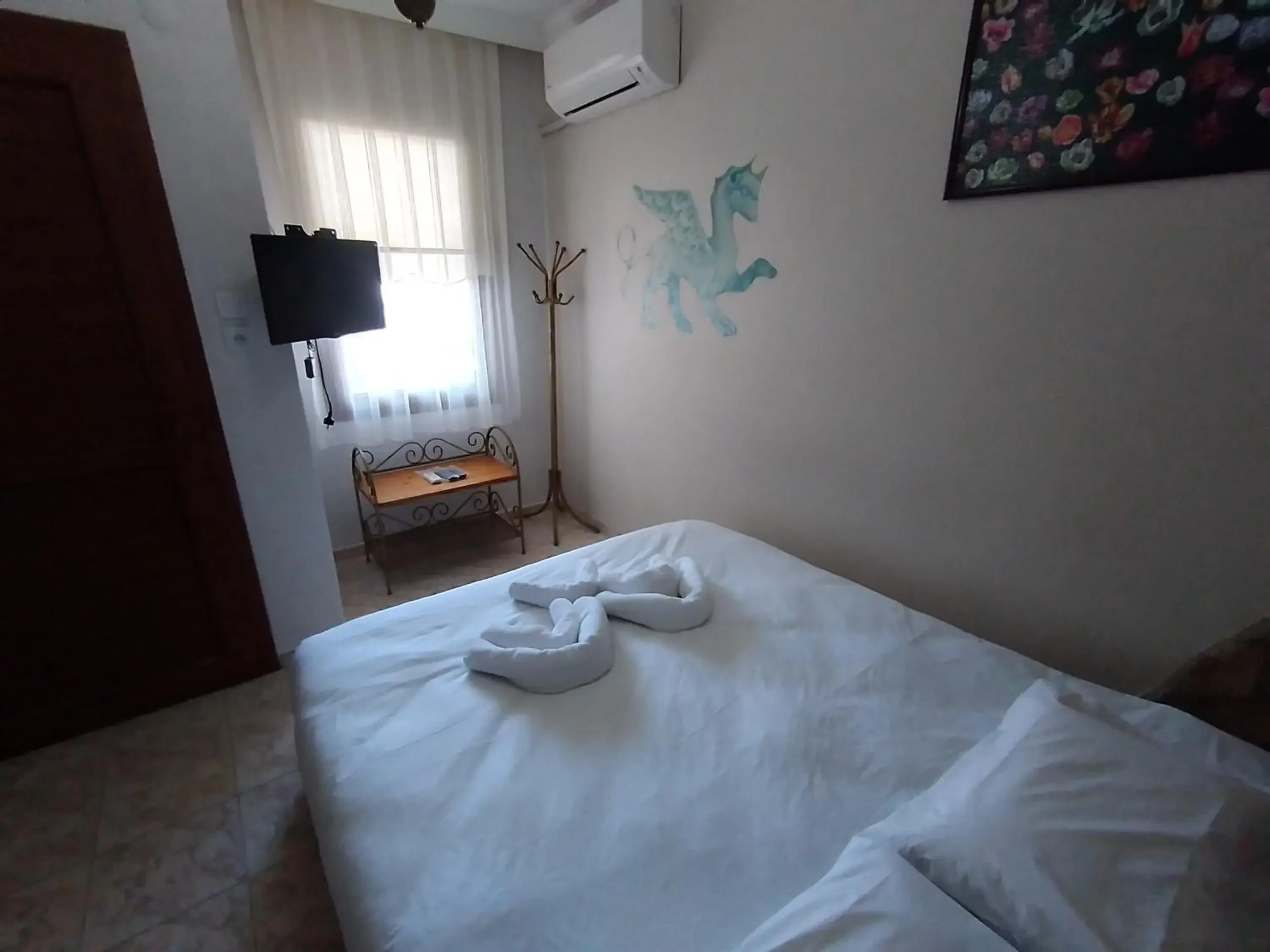 Photo of the whole room, Bed in Anz Guesthouse