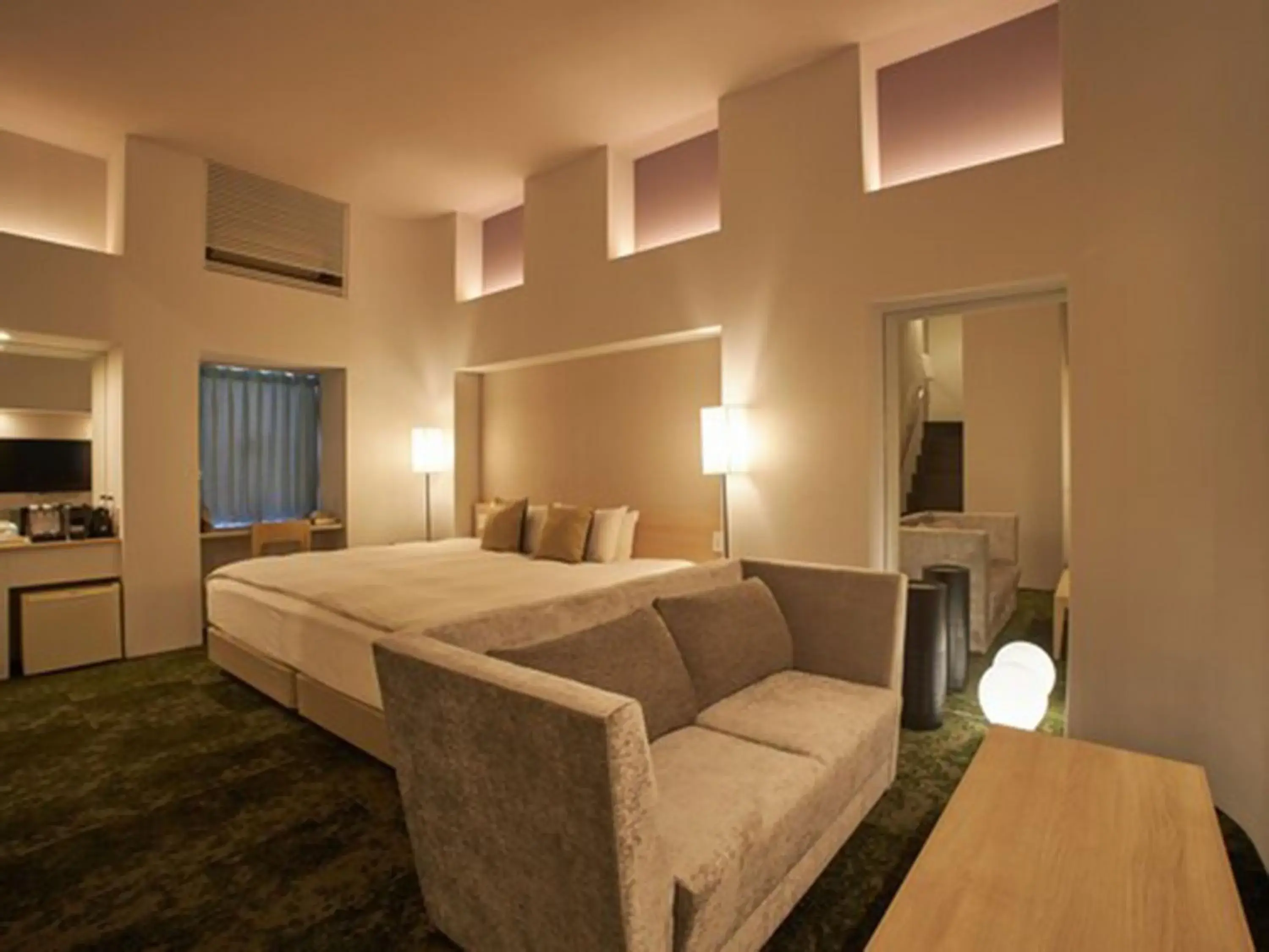 Bed in Roppongi Hotel S