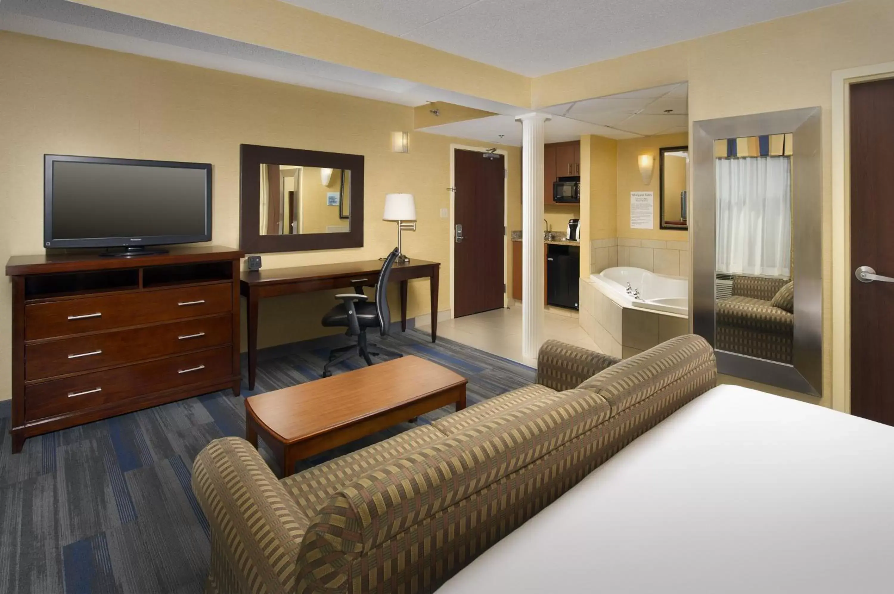 Photo of the whole room, TV/Entertainment Center in Holiday Inn Express Washington DC-BW Parkway, an IHG Hotel